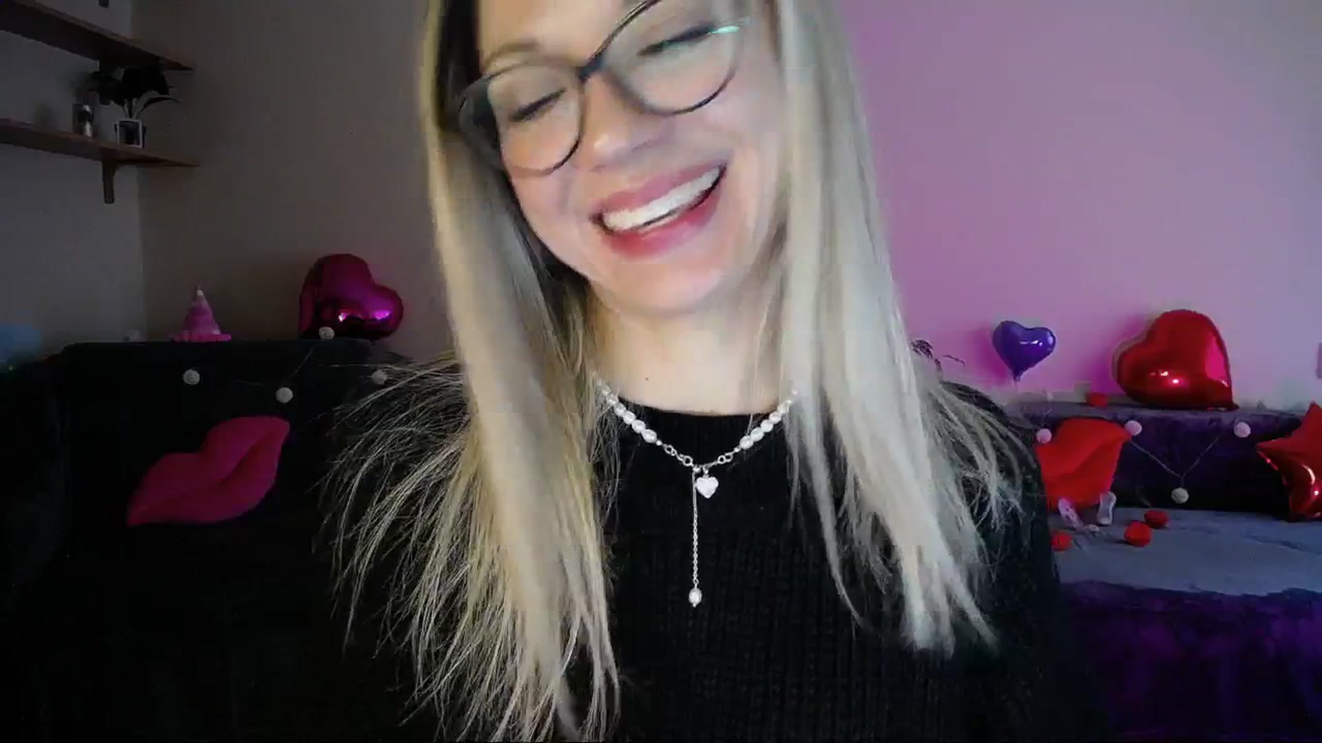 Gallery image thumbnail from Sunshine_alis's myfreecams stream on, 02/28/2025, 15:30 image 8 of 20