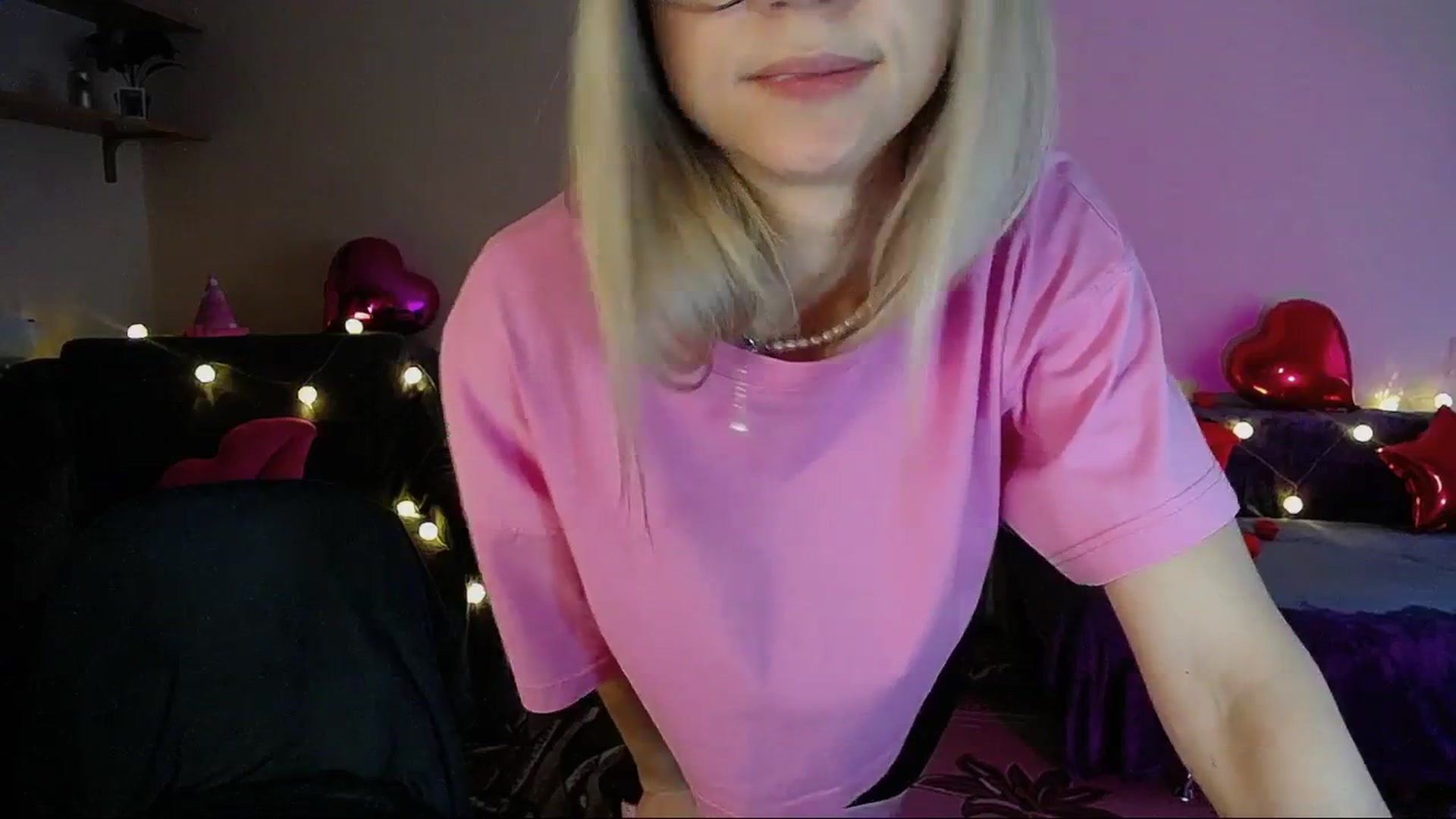 Gallery image thumbnail from Sunshine_alis's myfreecams stream on, 02/28/2025, 15:30 image 12 of 20