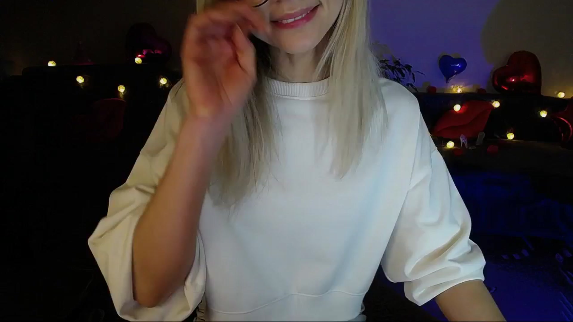 Gallery image thumbnail from Sunshine_alis's myfreecams stream on, 03/03/2025, 18:09 image 13 of 20