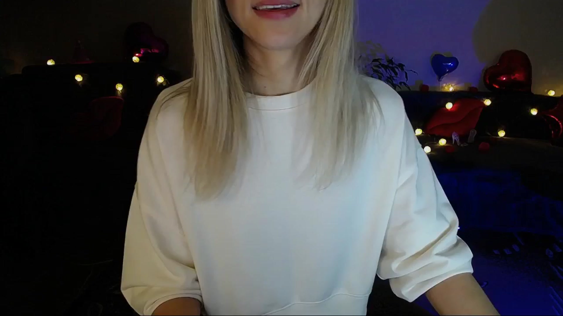 Gallery image thumbnail from Sunshine_alis's myfreecams stream on, 03/03/2025, 18:09 image 15 of 20