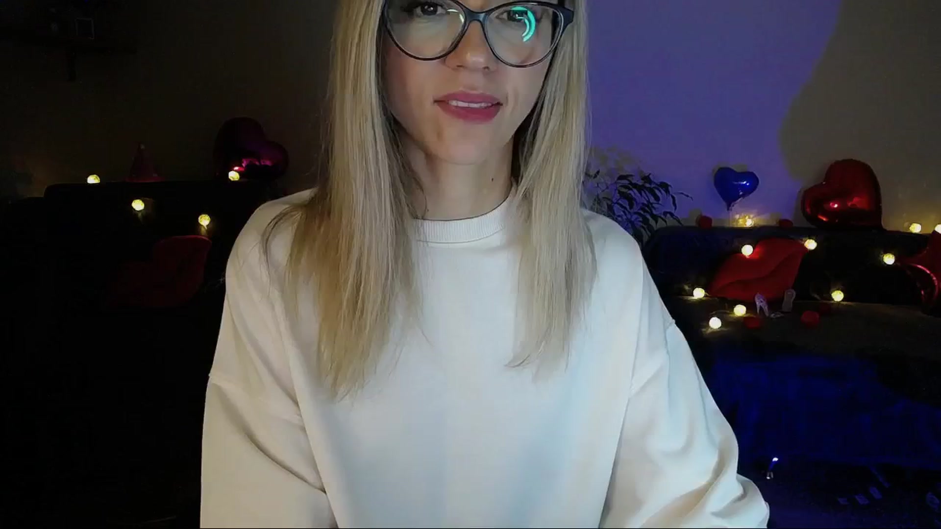 Gallery image thumbnail from Sunshine_alis's myfreecams stream on, 03/03/2025, 18:09 image 9 of 20
