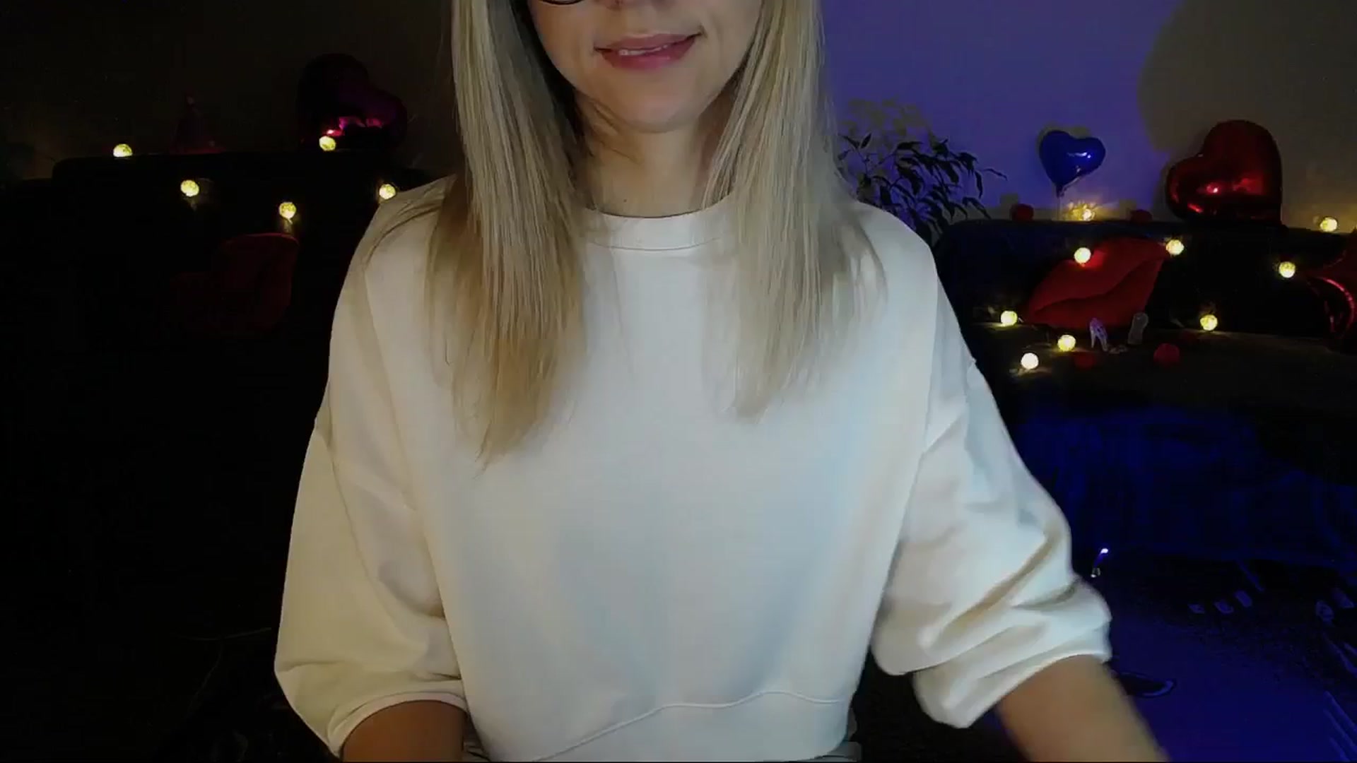 Gallery image thumbnail from Sunshine_alis's myfreecams stream on, 03/03/2025, 18:09 image 18 of 20