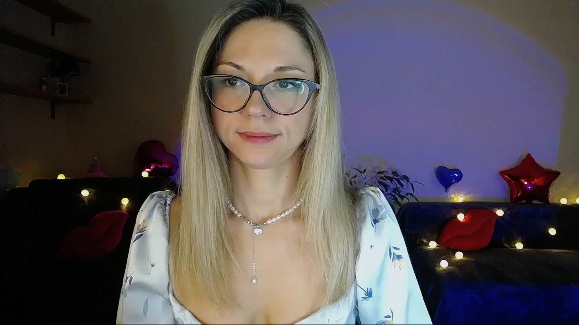 Gallery image thumbnail from Sunshine_alis's myfreecams stream on, 03/08/2025, 20:35 image 12 of 20