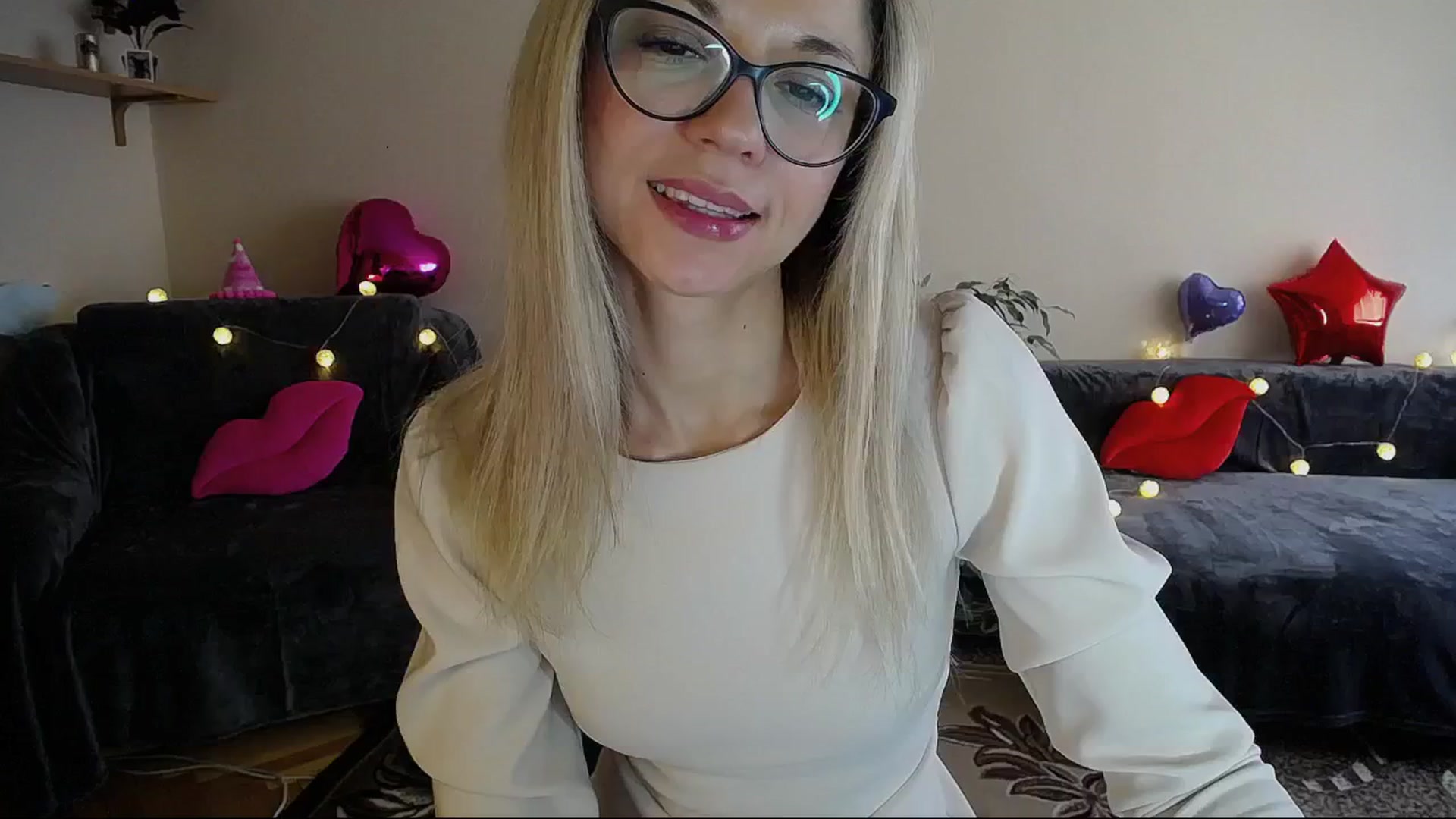 Gallery image thumbnail from Sunshine_alis's myfreecams stream on, 03/11/2025, 14:43 image 5 of 20