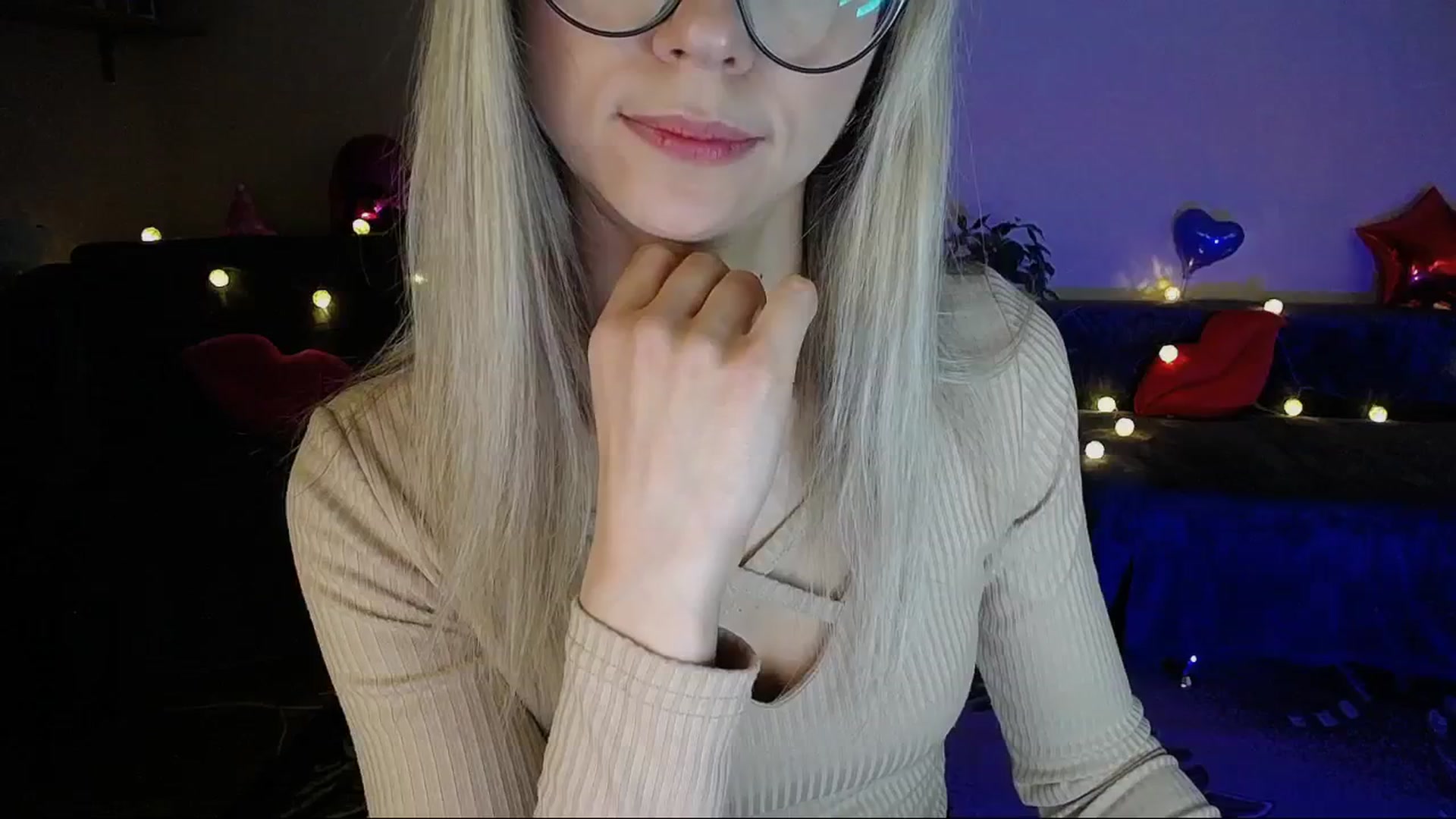 Gallery image thumbnail from Sunshine_alis's myfreecams stream on, 03/22/2025, 18:42 image 3 of 20