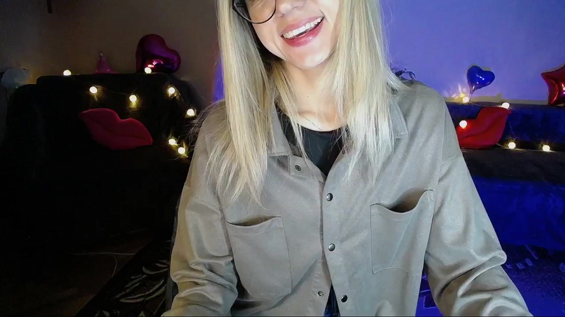 Gallery image thumbnail from Sunshine_alis's myfreecams stream on, 03/25/2025, 18:09 image 14 of 20
