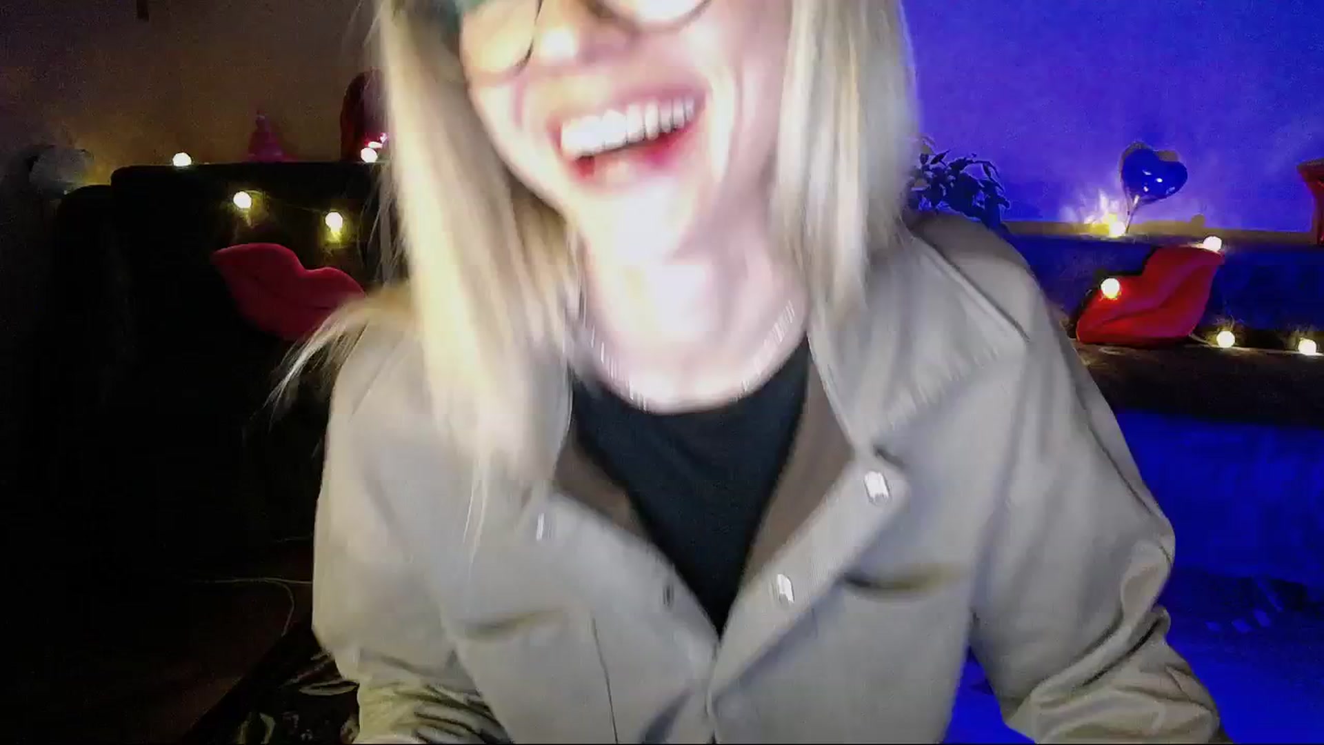 Gallery image thumbnail from Sunshine_alis's myfreecams stream on, 03/25/2025, 18:09 image 19 of 20