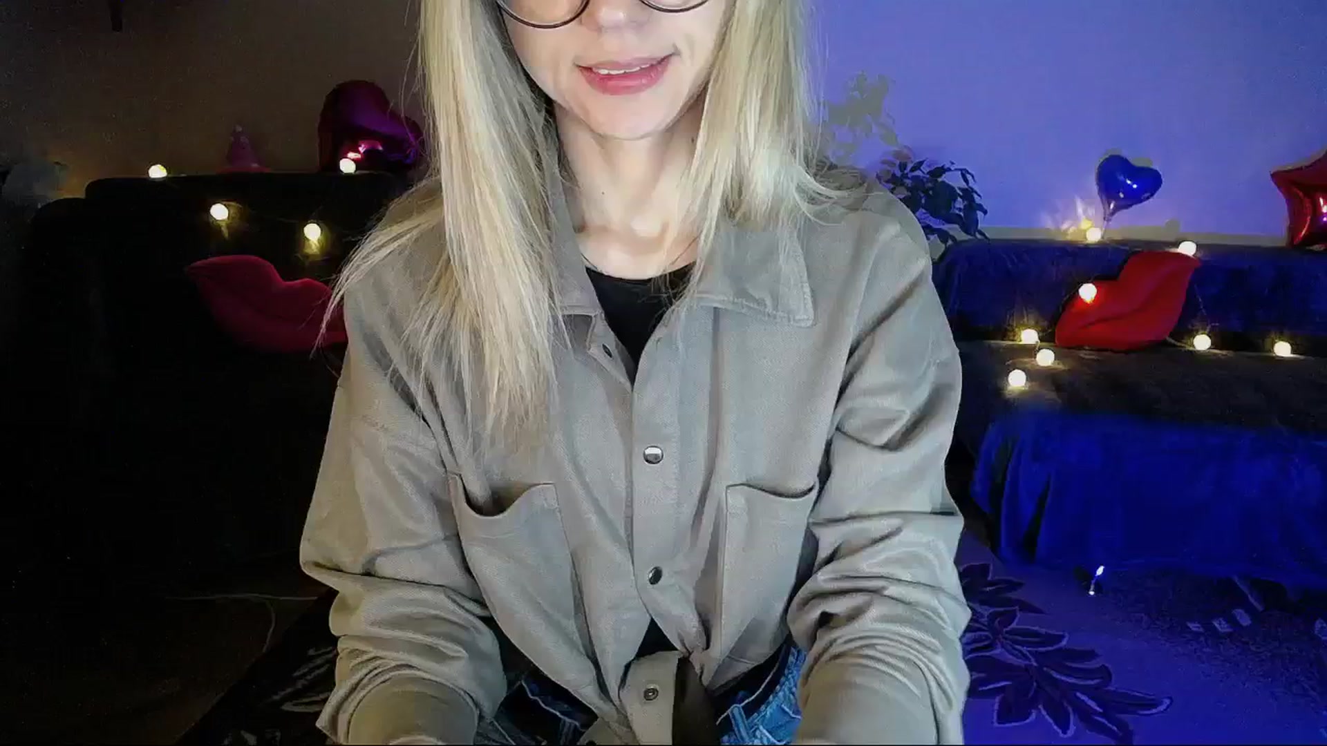Gallery image thumbnail from Sunshine_alis's myfreecams stream on, 03/25/2025, 18:09 image 3 of 20