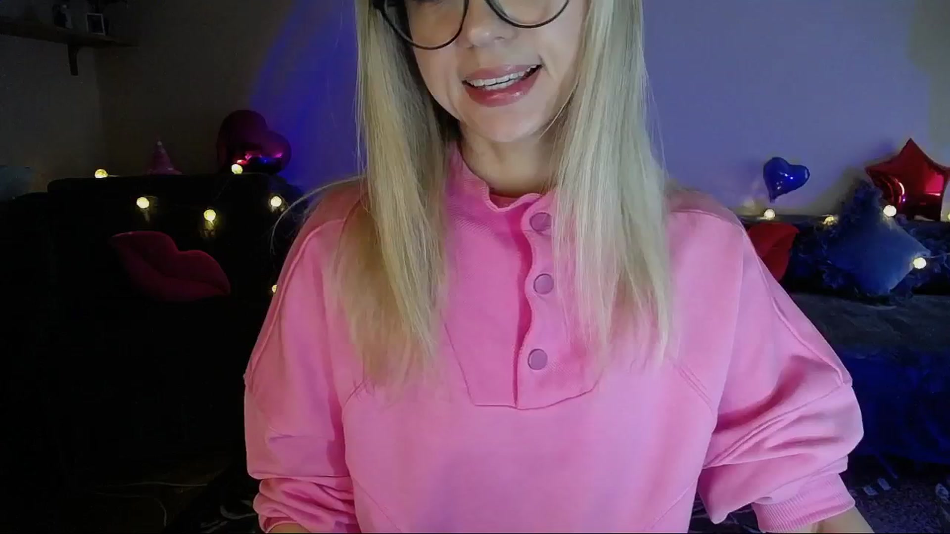 Gallery image thumbnail from Sunshine_alis's myfreecams stream on, 04/01/2025, 15:09 image 11 of 20
