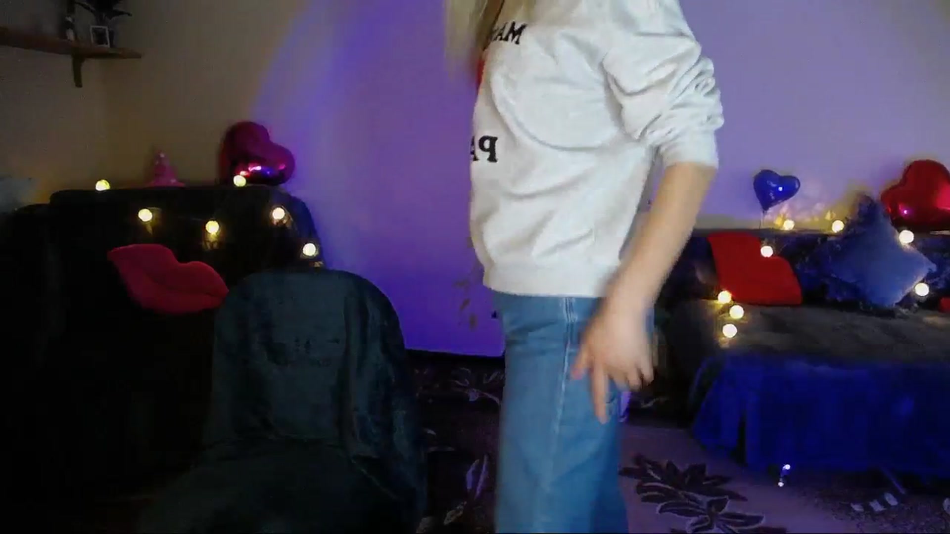 Gallery image thumbnail from Sunshine_alis's myfreecams stream on, 04/02/2025, 14:47 image 9 of 20