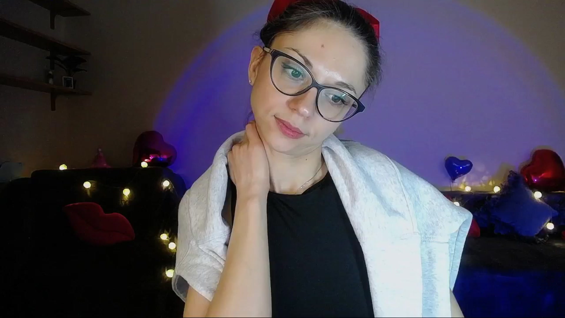 Gallery image thumbnail from Sunshine_alis's myfreecams stream on, 04/02/2025, 18:26 image 15 of 20