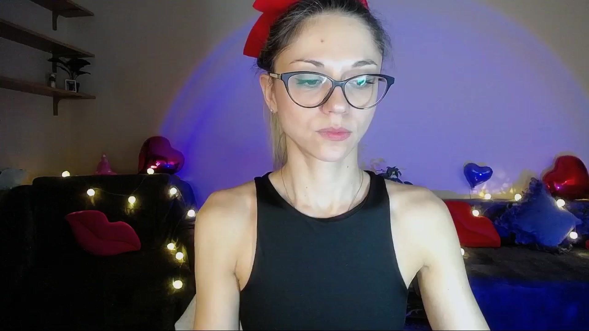 Gallery image thumbnail from Sunshine_alis's myfreecams stream on, 04/02/2025, 18:26 image 13 of 20
