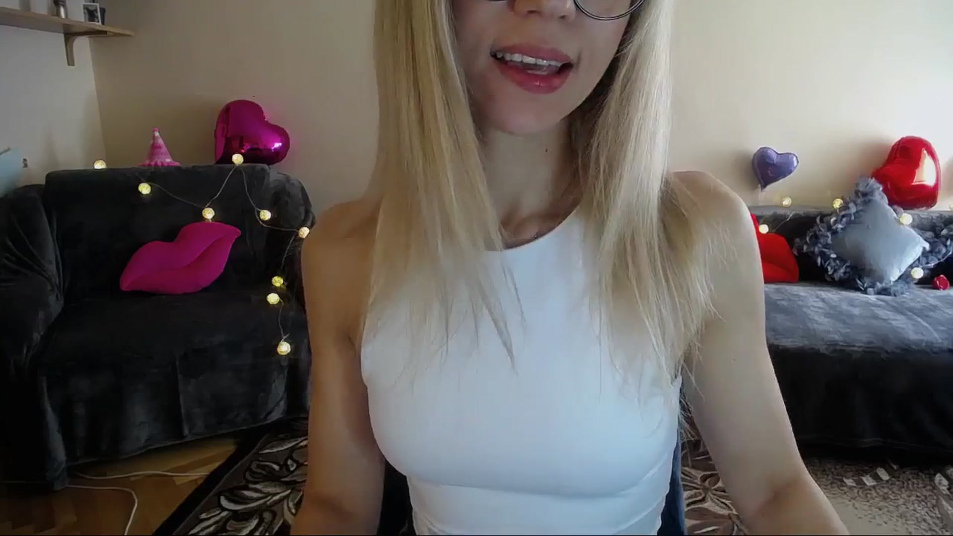 Gallery image thumbnail from Sunshine_alis's myfreecams stream on, 04/04/2025, 13:33 image 16 of 20