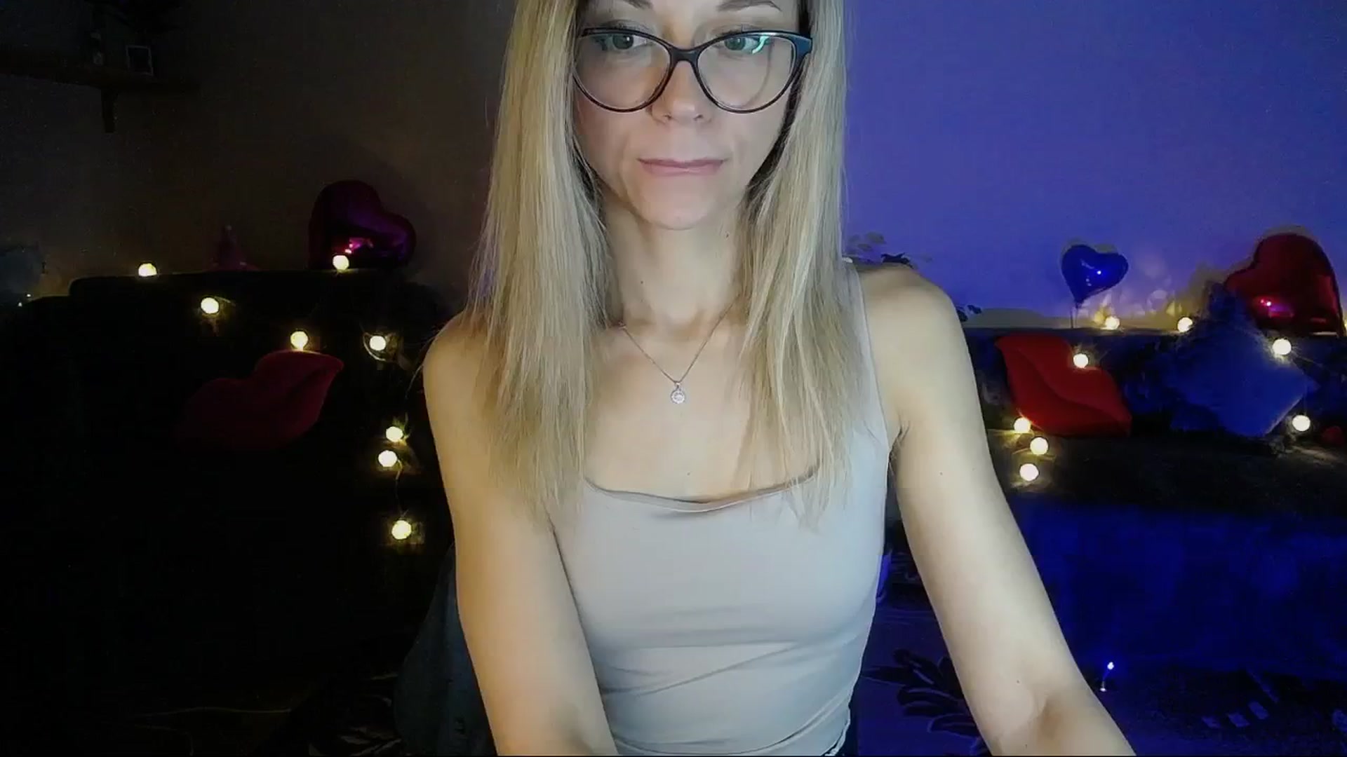 Gallery image thumbnail from Sunshine_alis's myfreecams stream on, 04/05/2025, 13:43 image 19 of 20