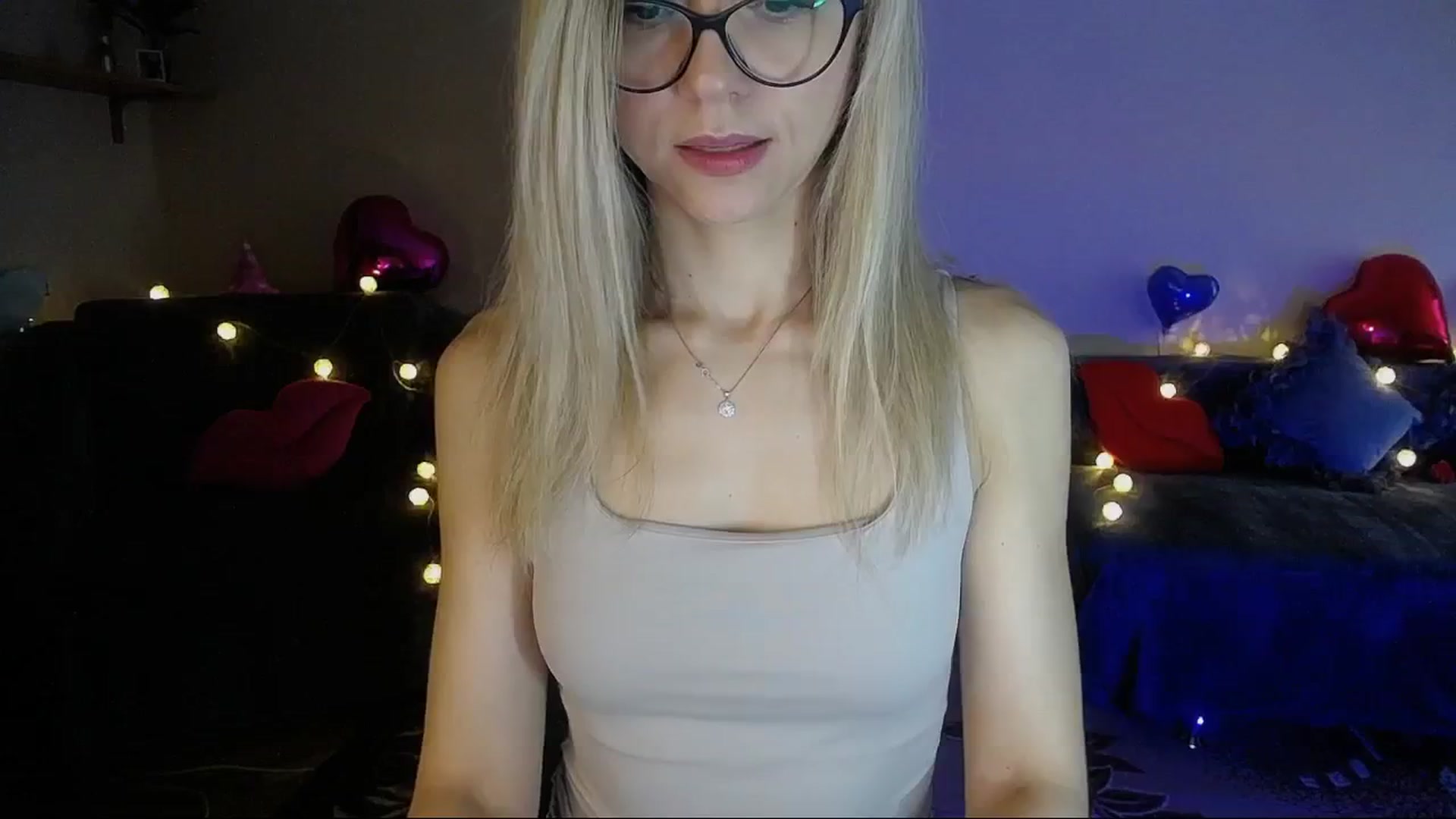 Gallery image thumbnail from Sunshine_alis's myfreecams stream on, 04/05/2025, 13:43 image 10 of 20