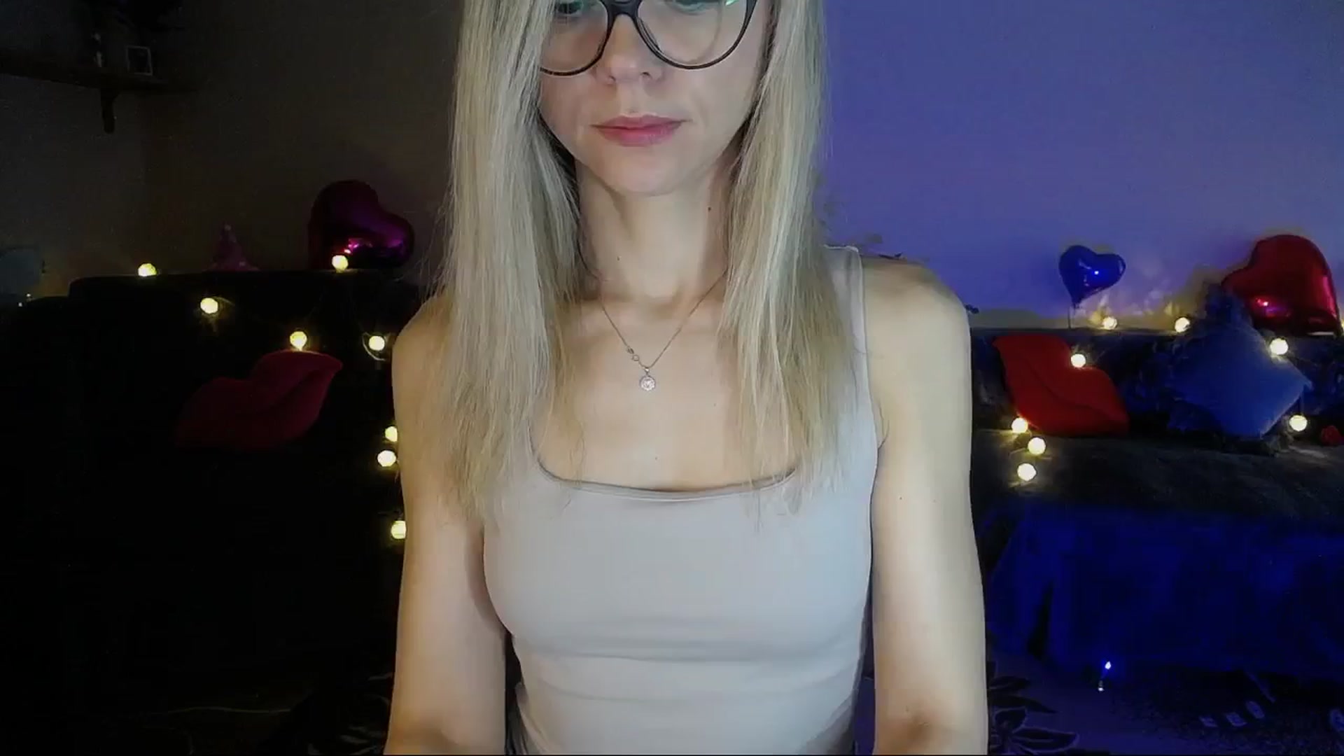 Gallery image thumbnail from Sunshine_alis's myfreecams stream on, 04/05/2025, 13:43 image 11 of 20