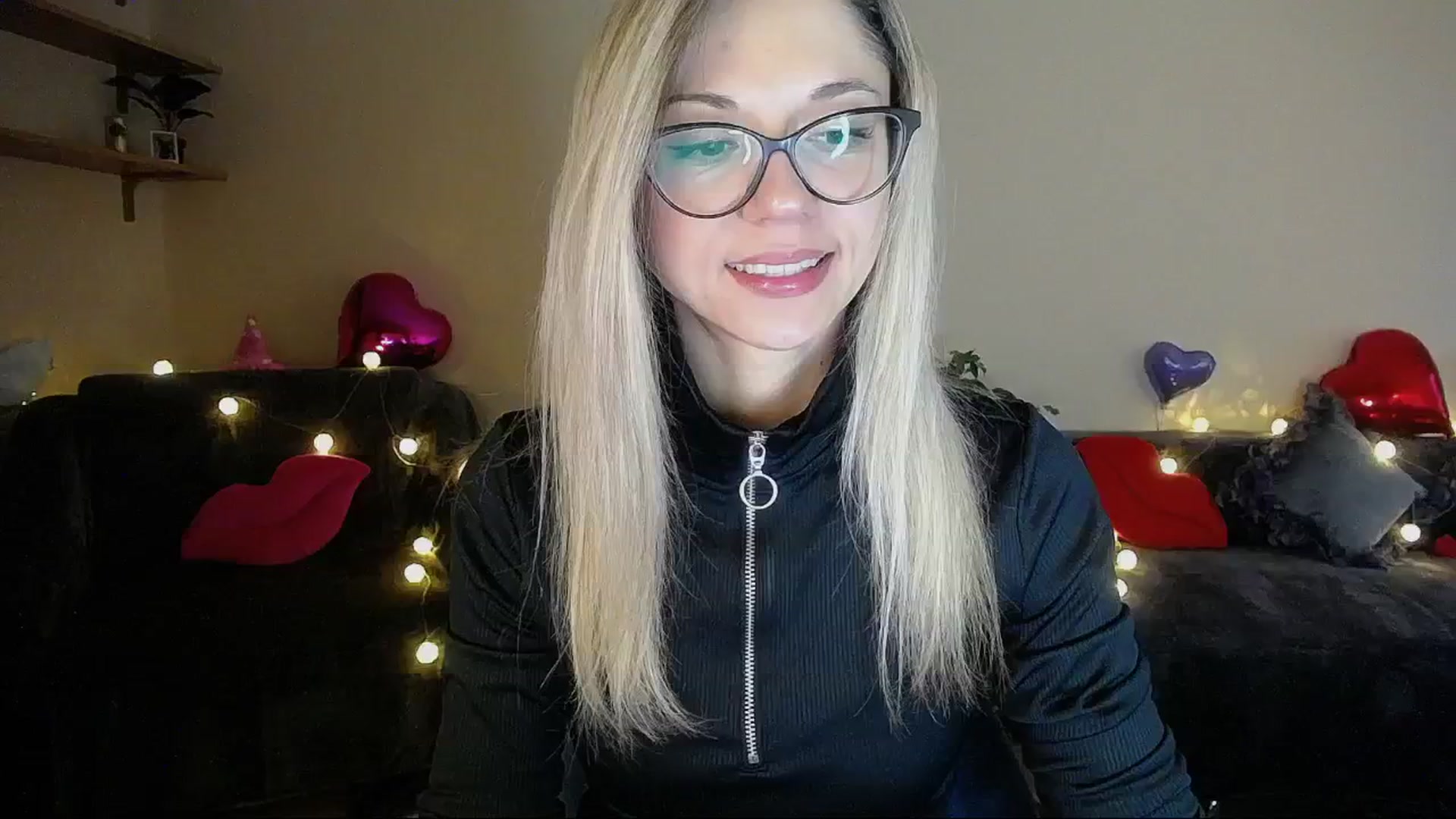 Gallery image thumbnail from Sunshine_alis's myfreecams stream on, 04/05/2025, 16:12 image 2 of 20