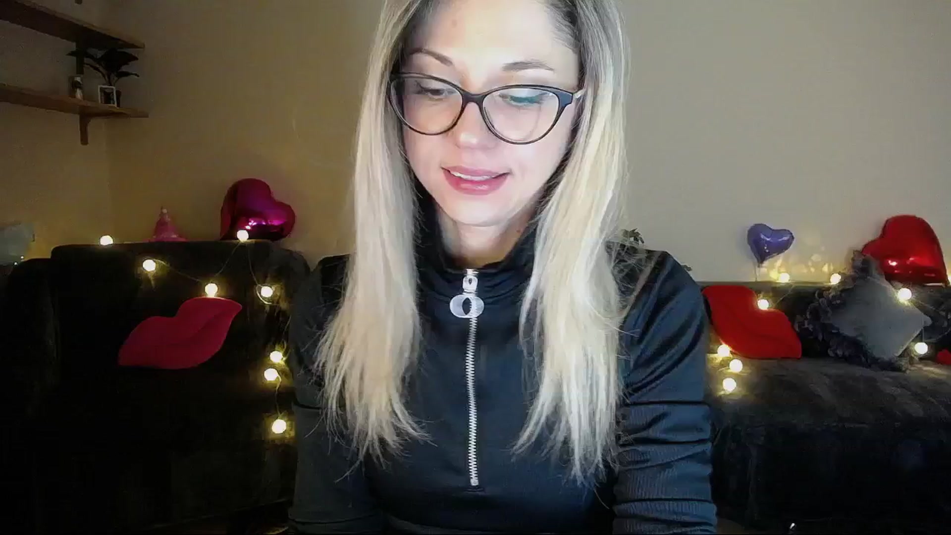 Gallery image thumbnail from Sunshine_alis's myfreecams stream on, 04/05/2025, 16:12 image 6 of 20