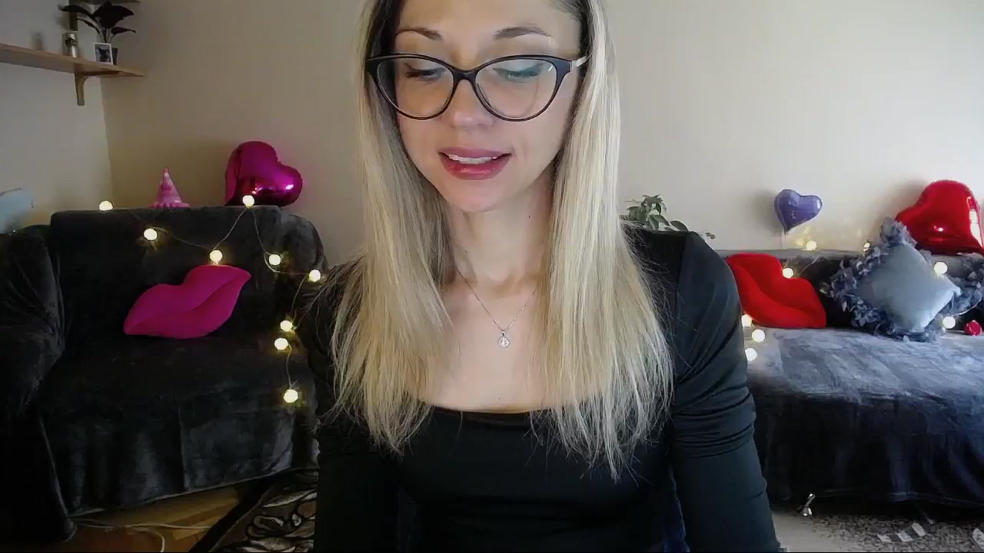 Gallery image thumbnail from Sunshine_alis's myfreecams stream on, 04/07/2025, 14:46 image 3 of 20