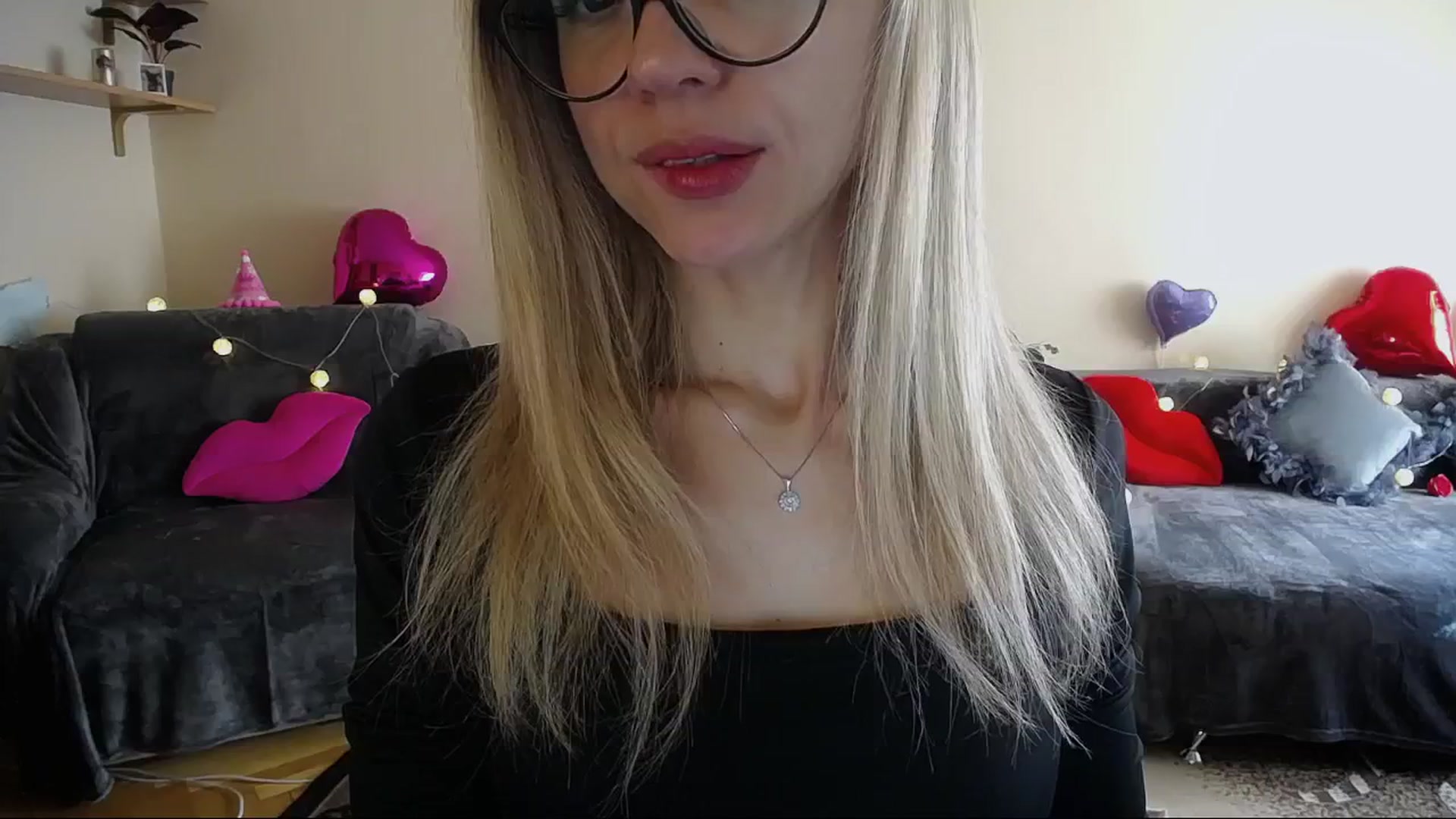 Gallery image thumbnail from Sunshine_alis's myfreecams stream on, 04/07/2025, 14:46 image 17 of 20