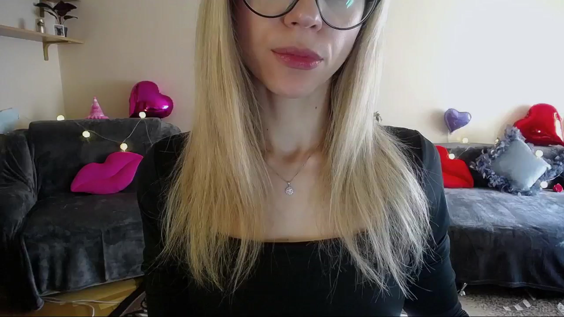 Gallery image thumbnail from Sunshine_alis's myfreecams stream on, 04/07/2025, 14:46 image 16 of 20