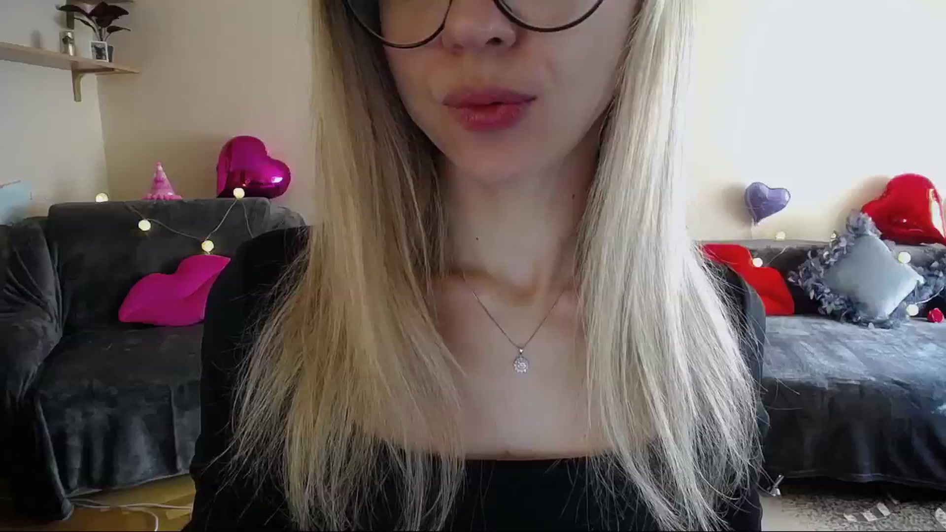 Gallery image thumbnail from Sunshine_alis's myfreecams stream on, 04/07/2025, 14:46 image 18 of 20
