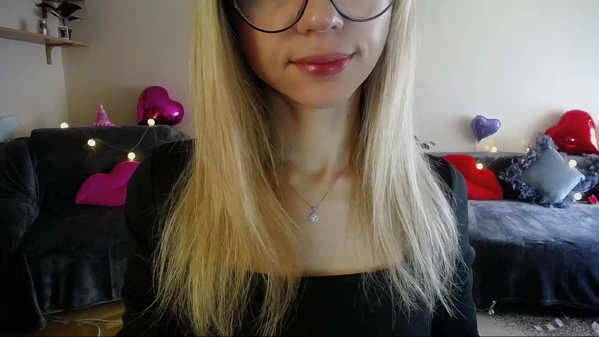 Gallery image thumbnail from Sunshine_alis's myfreecams stream on, 04/07/2025, 14:46 image 15 of 20