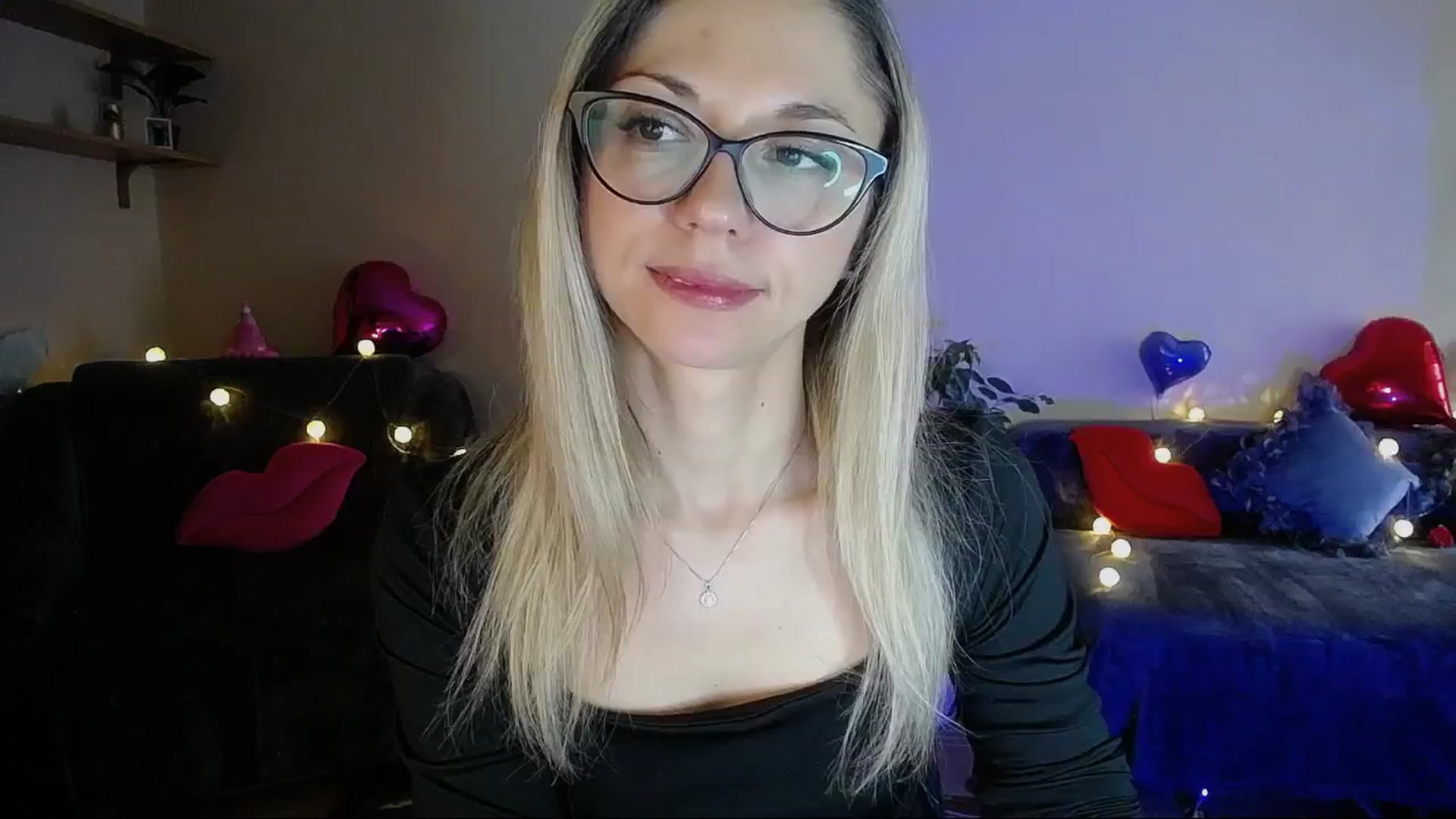 Gallery image thumbnail from Sunshine_alis's myfreecams stream on, 04/07/2025, 16:09 image 3 of 20