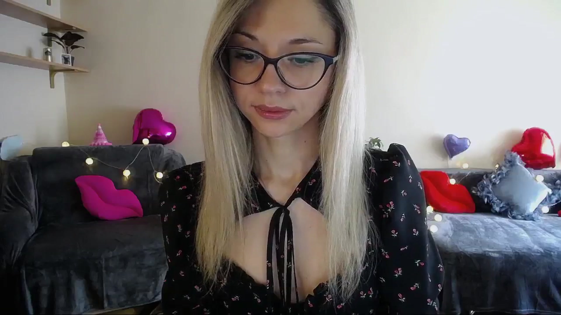 Gallery image thumbnail from Sunshine_alis's myfreecams stream on, 04/08/2025, 15:22 image 2 of 20