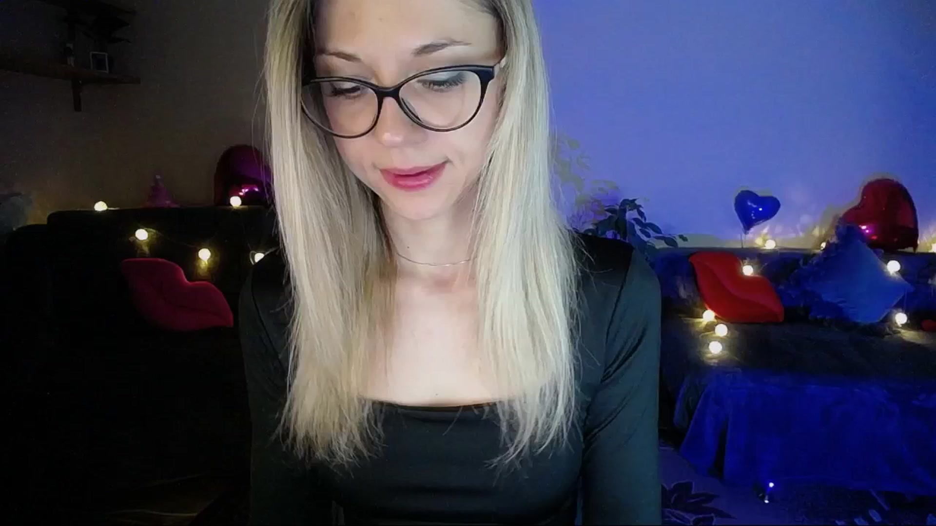 Gallery image thumbnail from Sunshine_alis's myfreecams stream on, 04/10/2025, 17:20 image 16 of 20