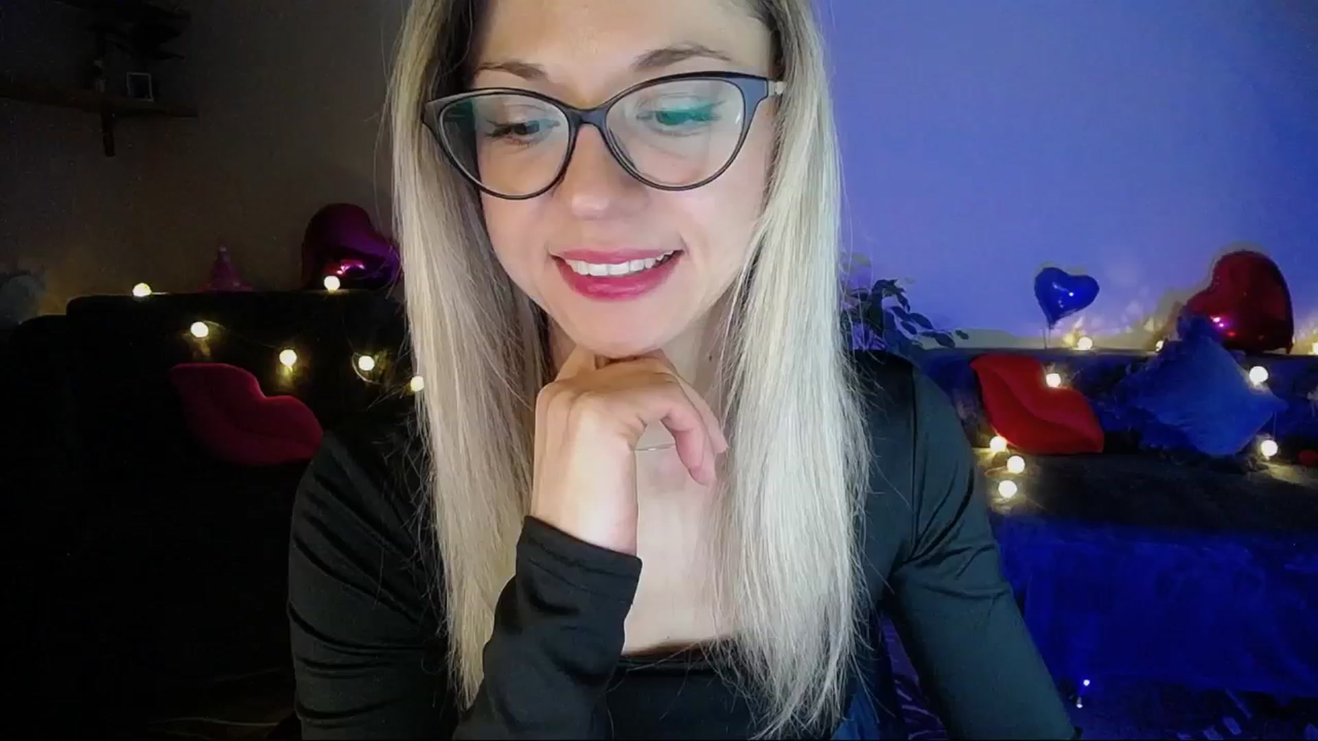Gallery image thumbnail from Sunshine_alis's myfreecams stream on, 04/10/2025, 17:20 image 18 of 20