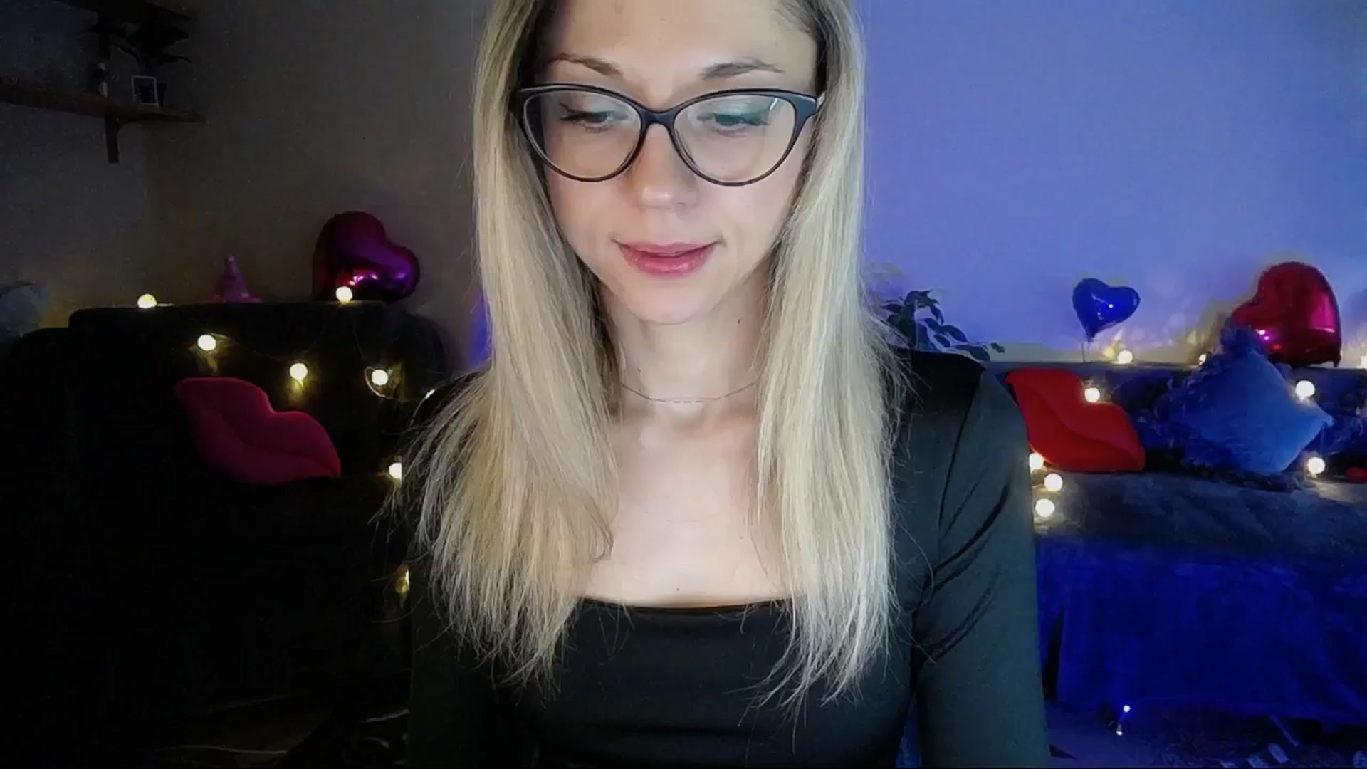 Gallery image thumbnail from Sunshine_alis's myfreecams stream on, 04/10/2025, 17:20 image 2 of 20