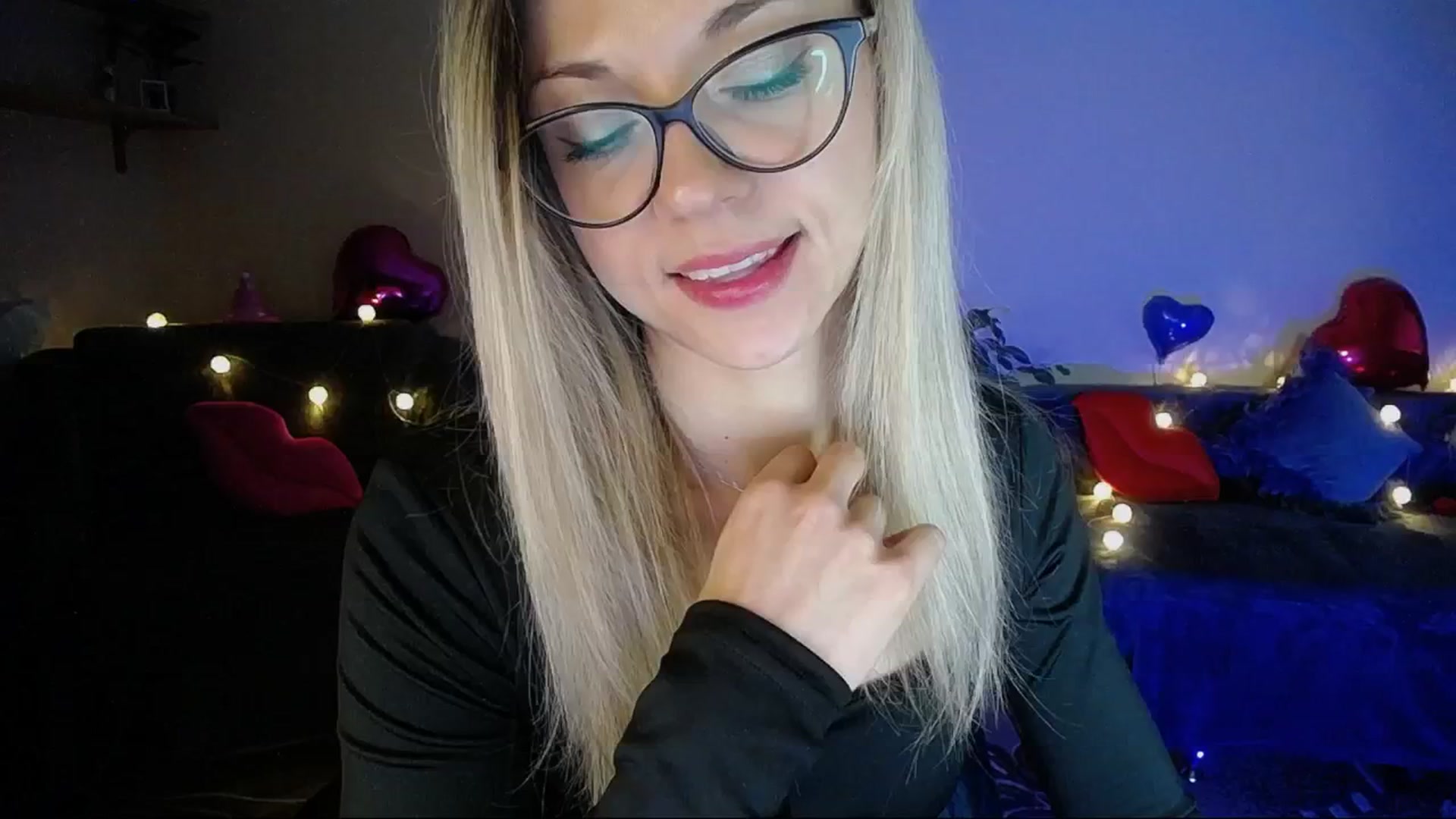 Gallery image thumbnail from Sunshine_alis's myfreecams stream on, 04/10/2025, 17:20 image 12 of 20