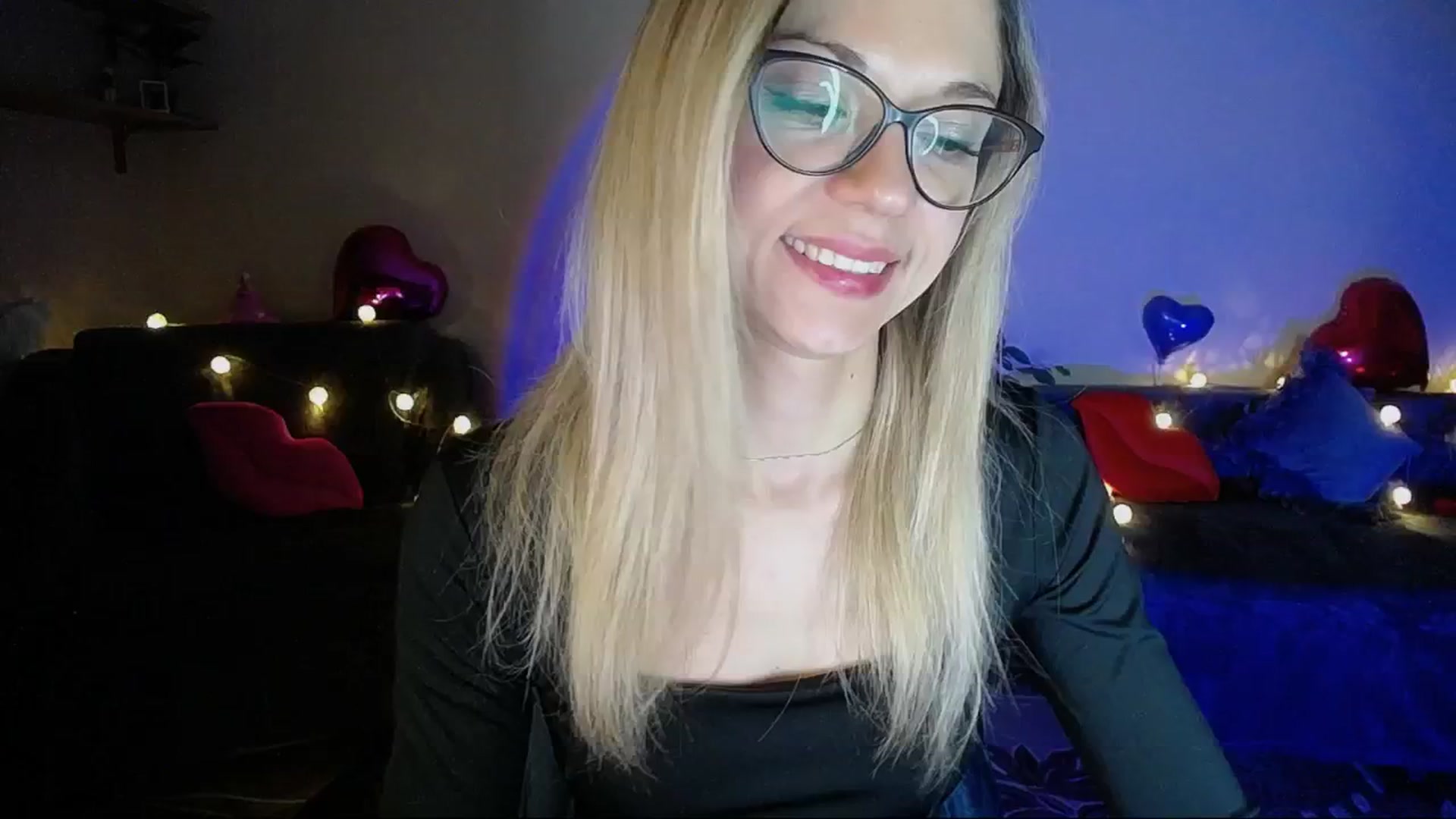 Gallery image thumbnail from Sunshine_alis's myfreecams stream on, 04/10/2025, 17:20 image 20 of 20