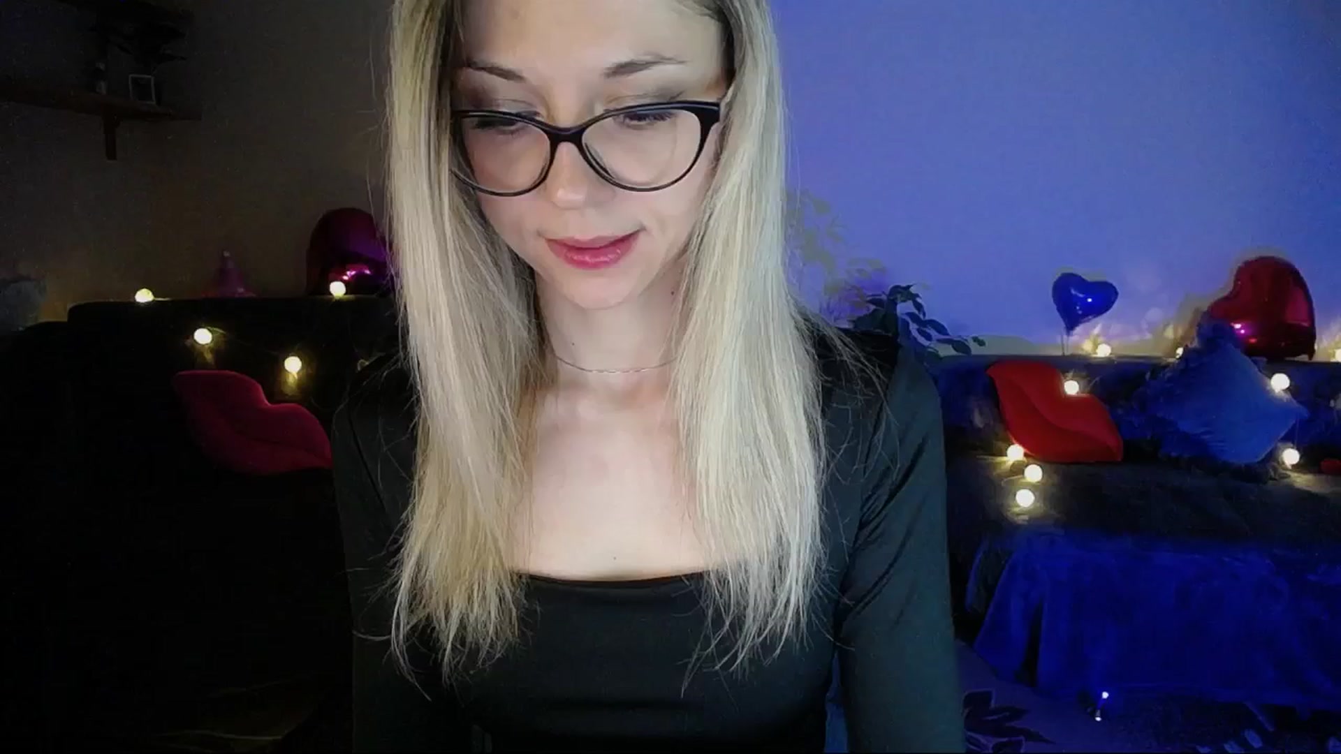 Gallery image thumbnail from Sunshine_alis's myfreecams stream on, 04/10/2025, 17:20 image 11 of 20