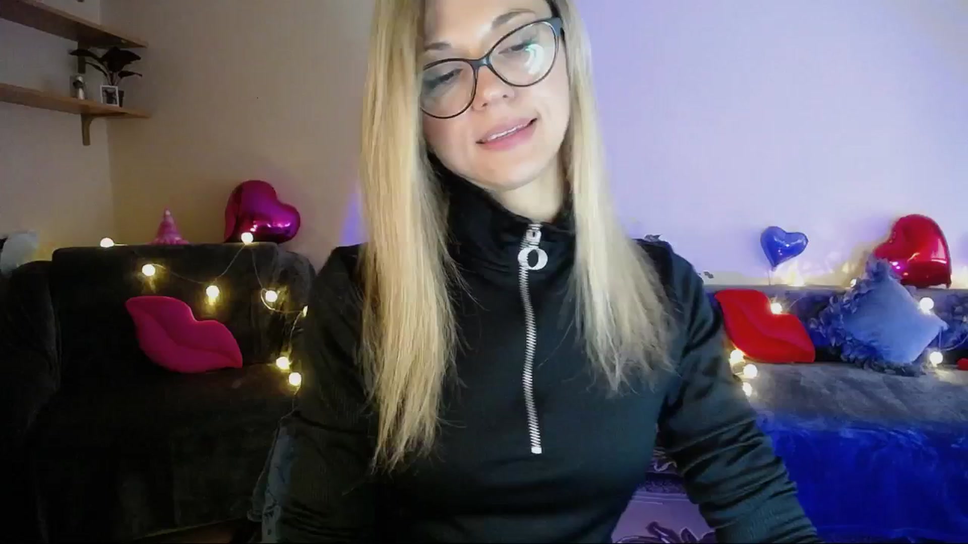 Gallery image thumbnail from Sunshine_alis's myfreecams stream on, 04/11/2025, 17:00 image 3 of 20