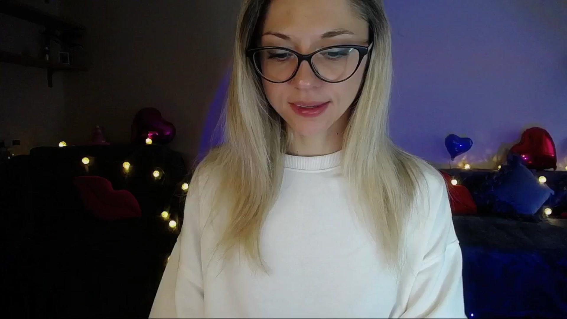 Gallery image thumbnail from Sunshine_alis's myfreecams stream on, 04/12/2025, 17:20 image 1 of 20