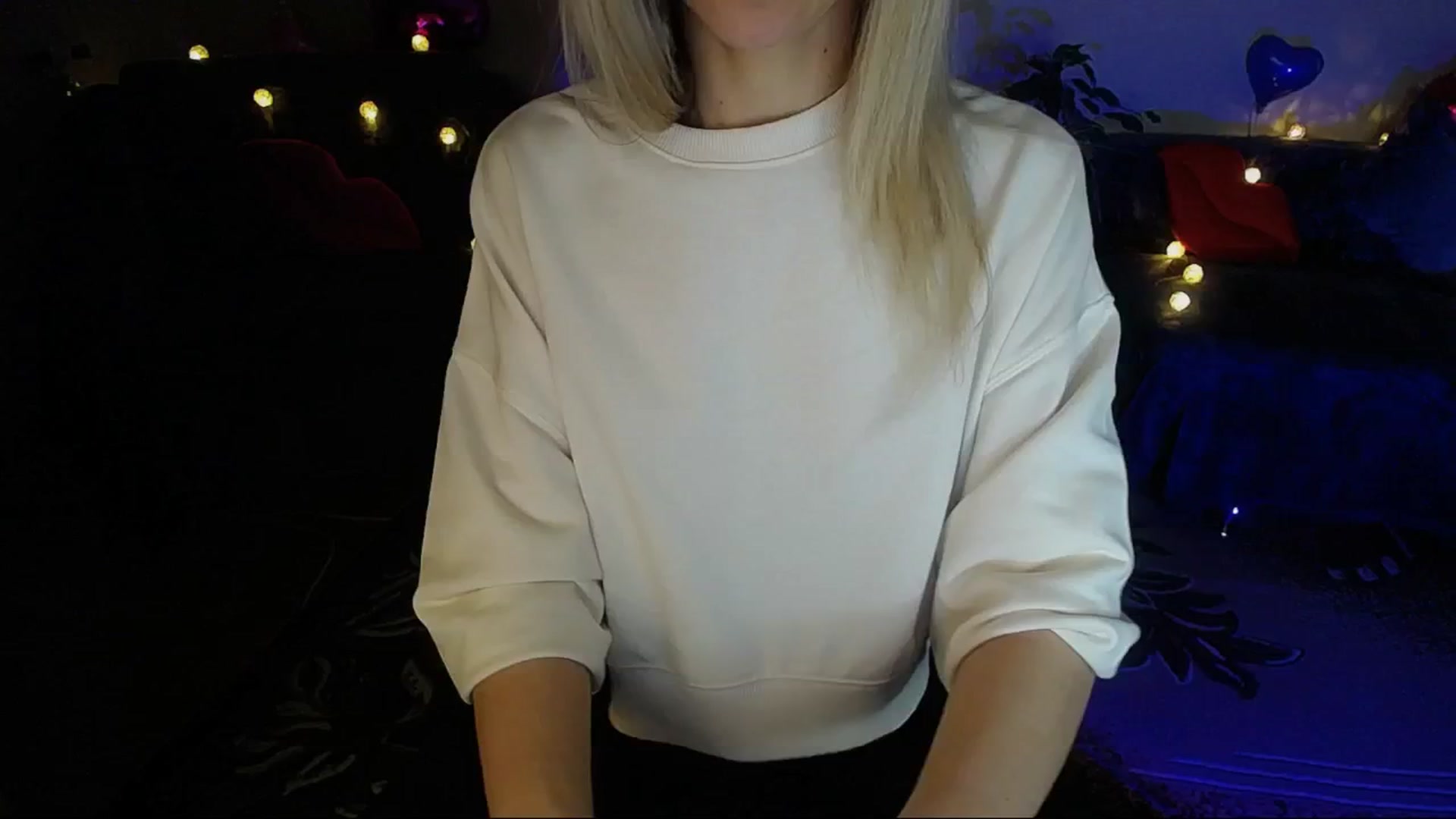 Gallery image thumbnail from Sunshine_alis's myfreecams stream on, 04/12/2025, 17:20 image 8 of 20