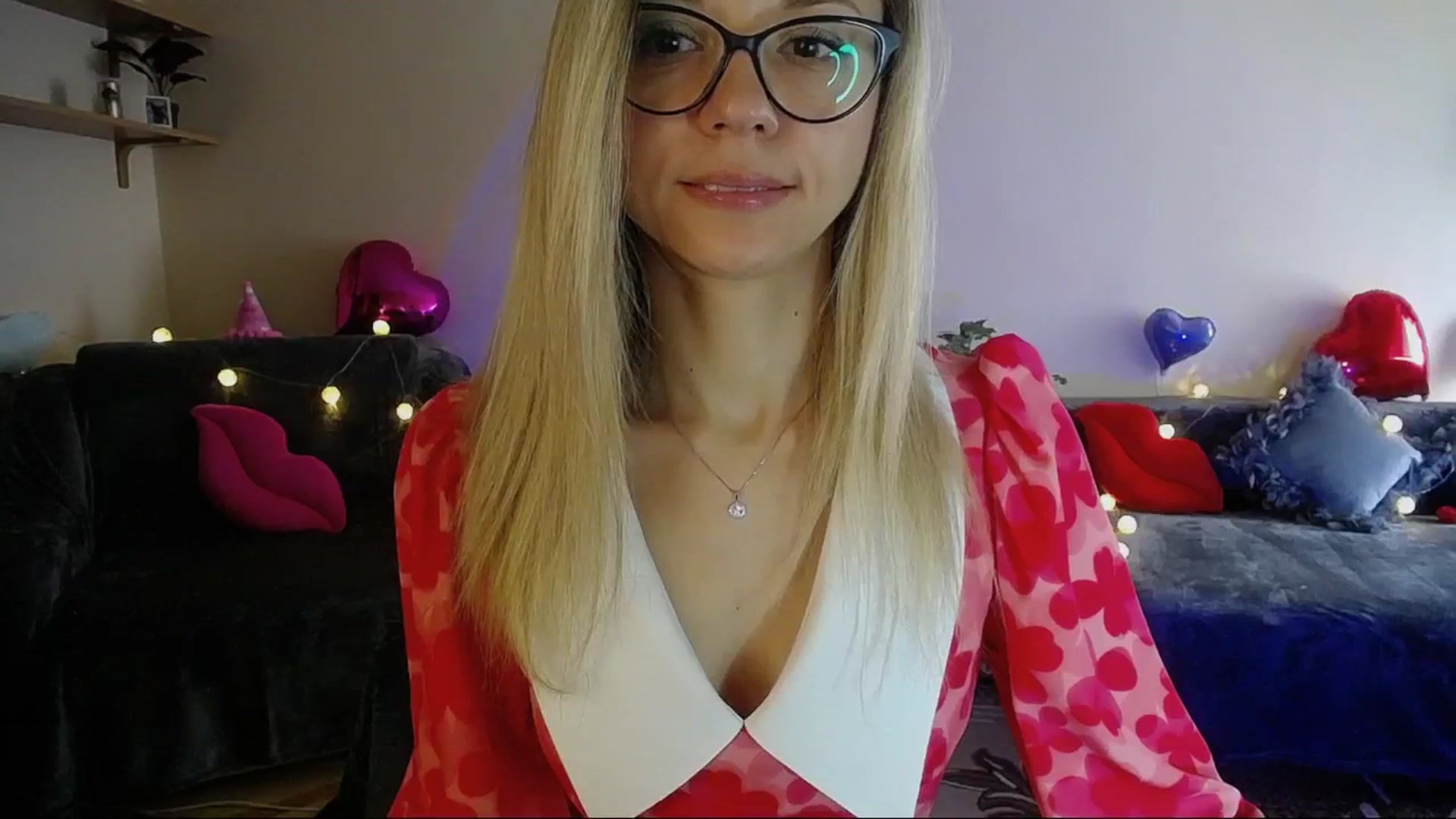Gallery image thumbnail from Sunshine_alis's myfreecams stream on, 04/14/2025, 13:52 image 15 of 20
