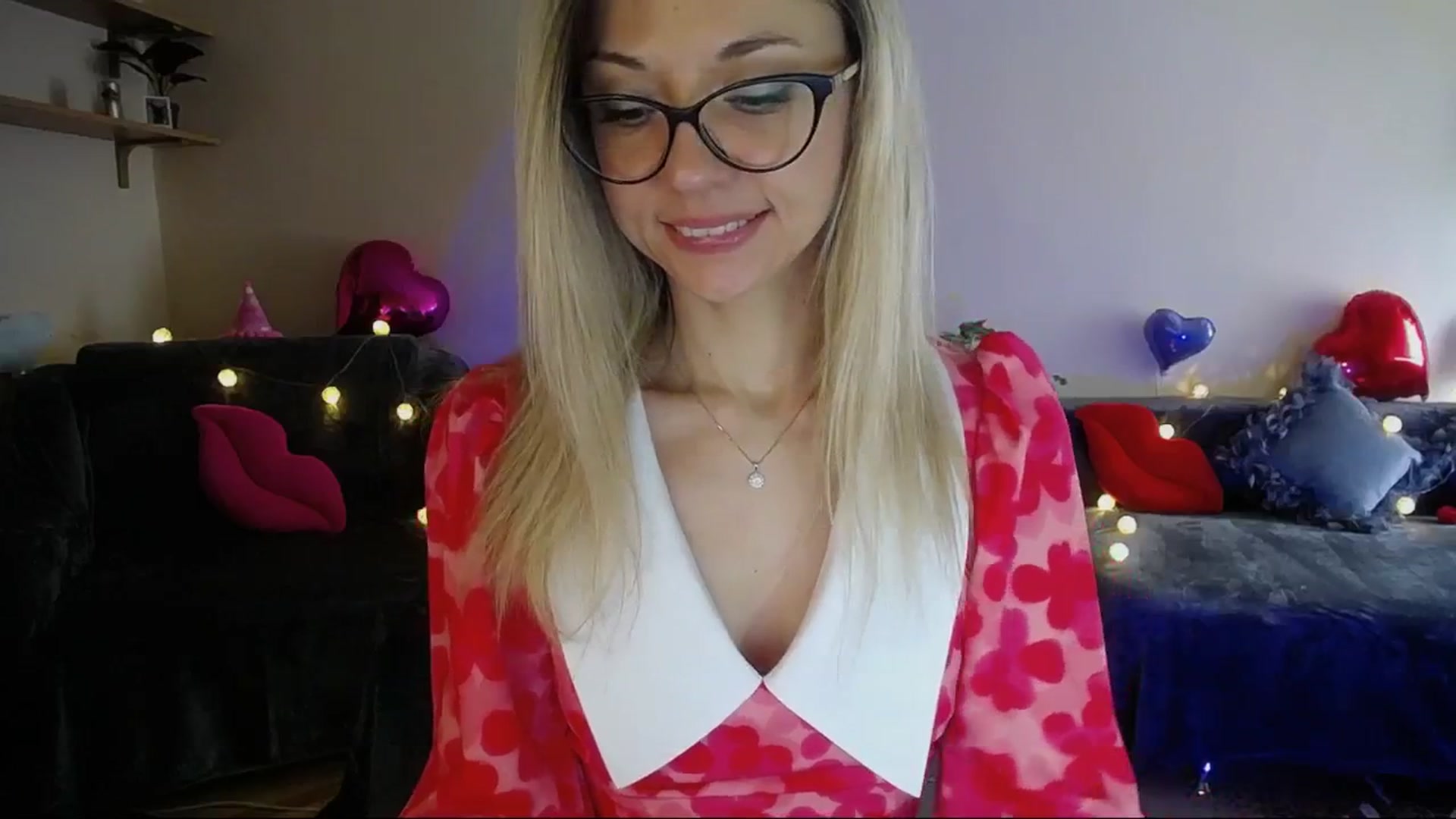 Gallery image thumbnail from Sunshine_alis's myfreecams stream on, 04/14/2025, 13:52 image 11 of 20