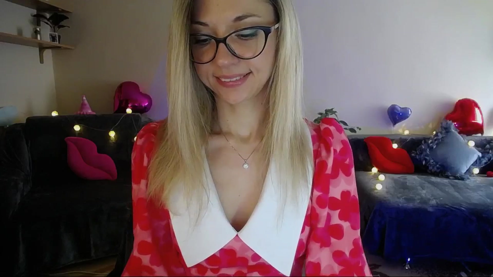 Gallery image thumbnail from Sunshine_alis's myfreecams stream on, 04/14/2025, 13:52 image 19 of 20