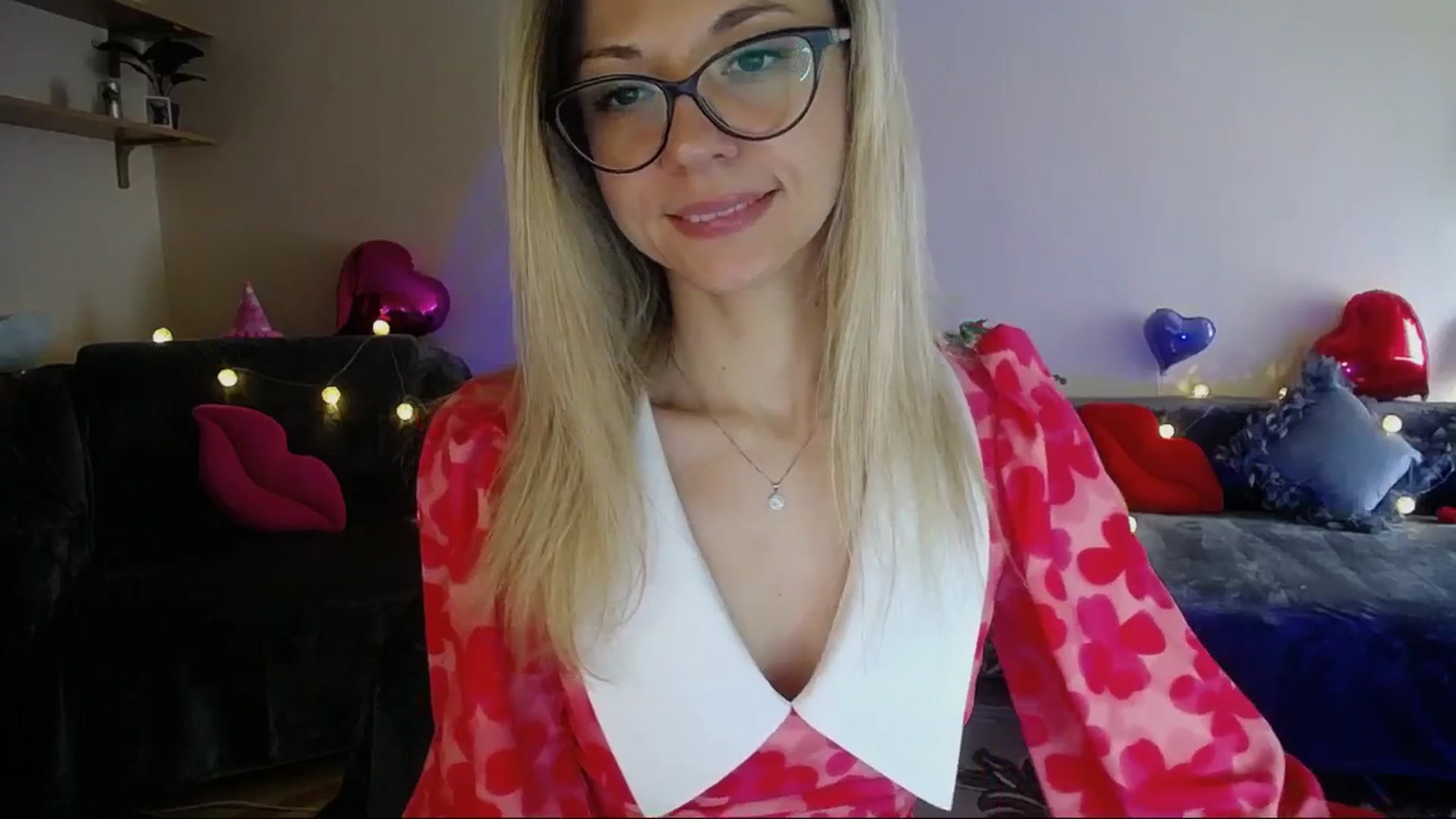 Gallery image thumbnail from Sunshine_alis's myfreecams stream on, 04/14/2025, 13:52 image 10 of 20