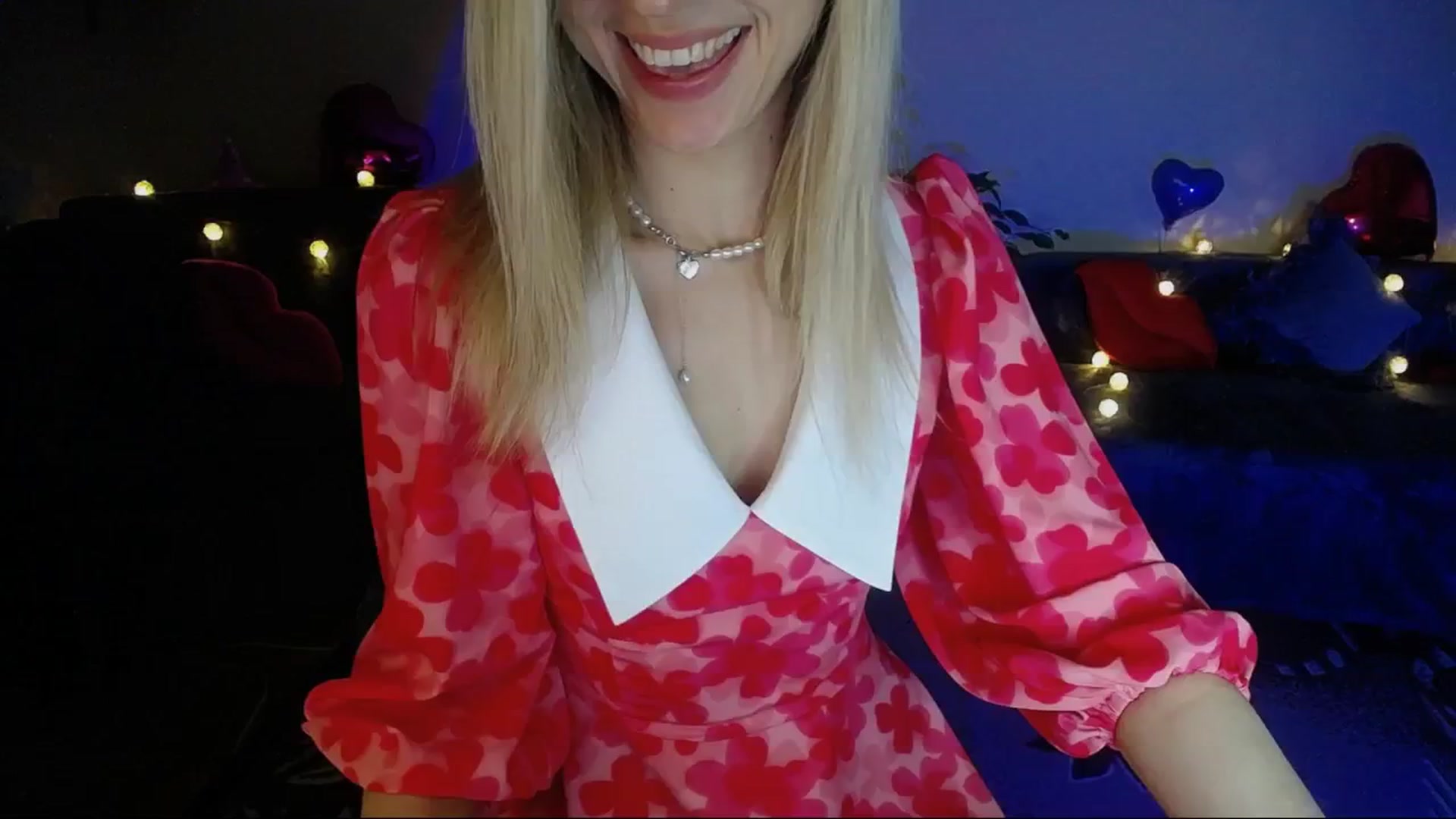 Gallery image thumbnail from Sunshine_alis's myfreecams stream on, 04/14/2025, 17:17 image 19 of 20