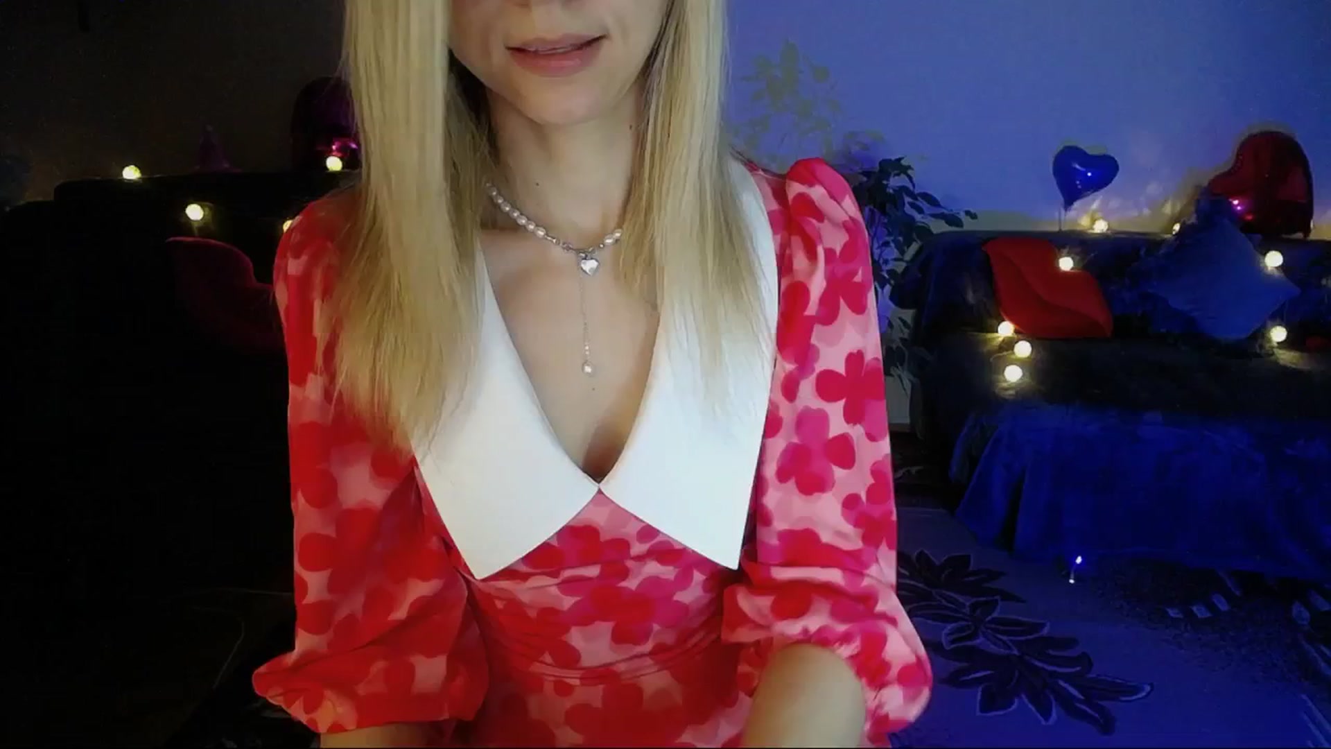 Gallery image thumbnail from Sunshine_alis's myfreecams stream on, 04/14/2025, 17:17 image 20 of 20