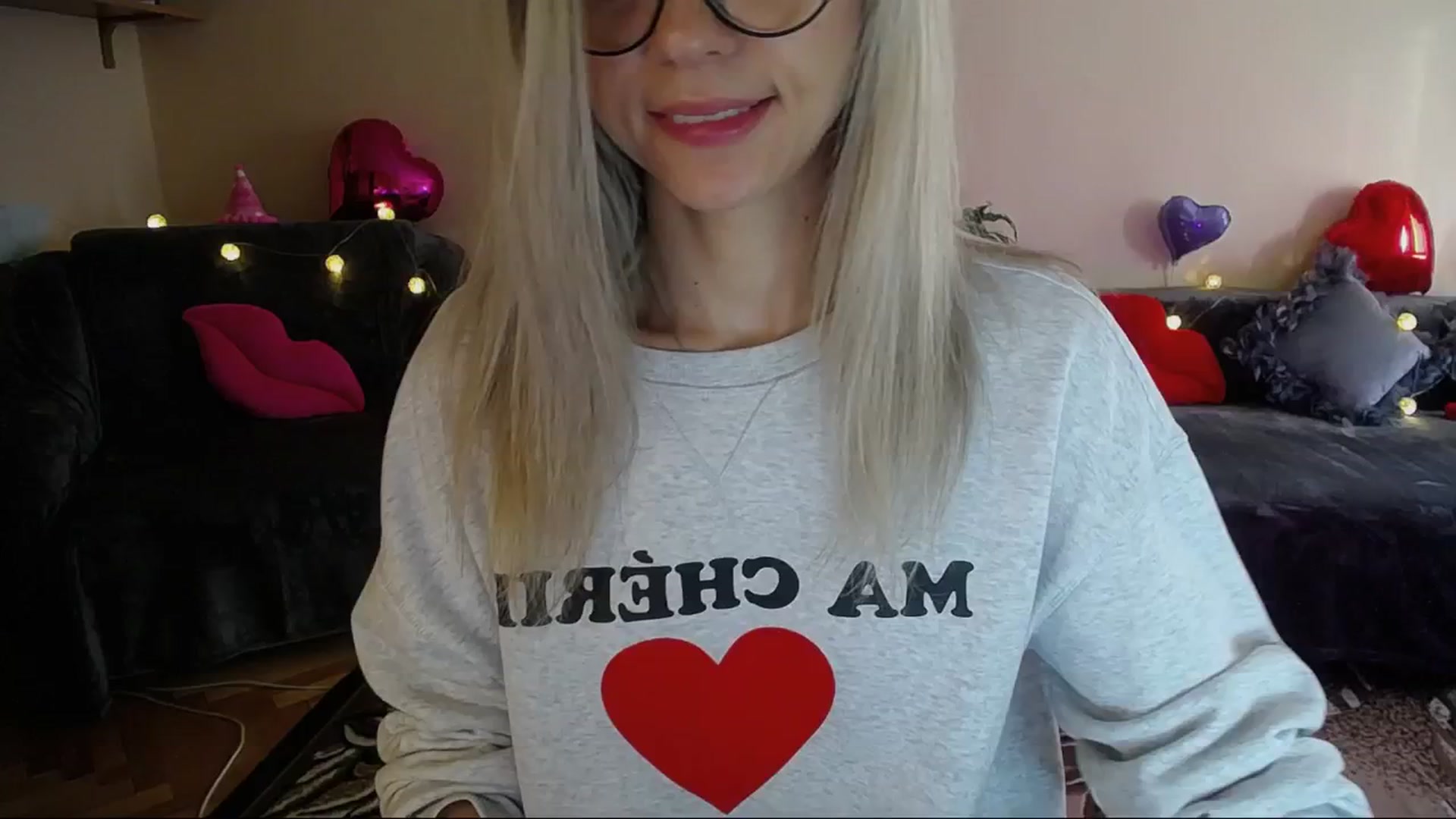 Gallery image thumbnail from Sunshine_alis's myfreecams stream on, 04/16/2025, 16:35 image 4 of 20