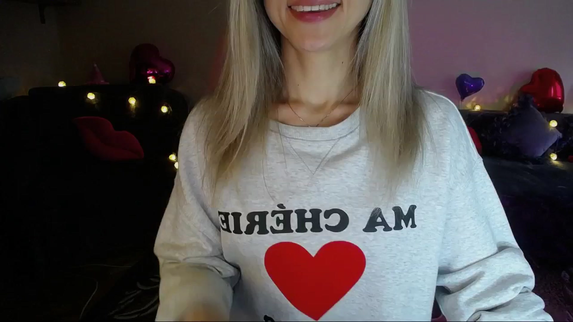 Gallery image thumbnail from Sunshine_alis's myfreecams stream on, 04/16/2025, 16:35 image 19 of 20