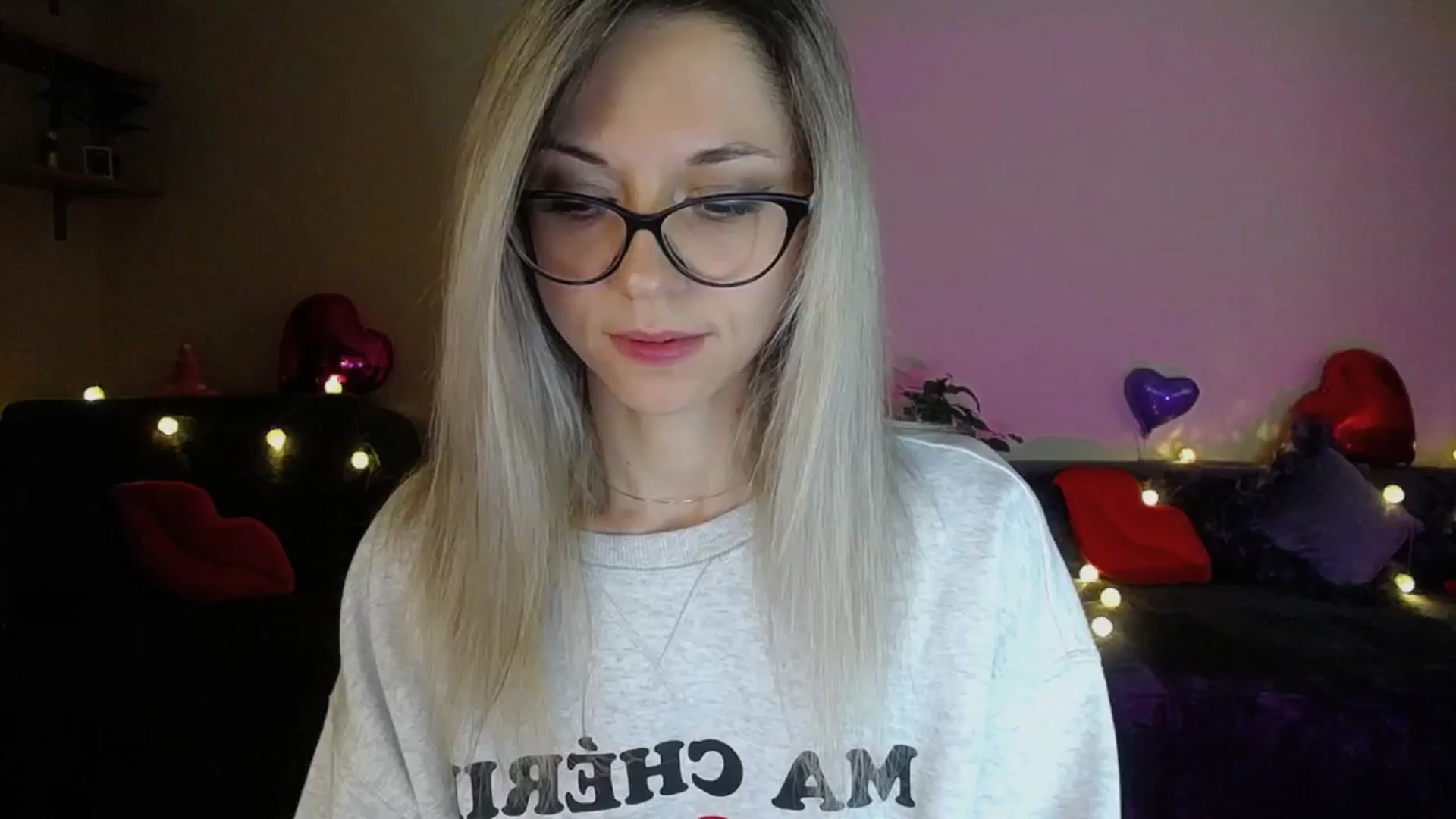 Gallery image thumbnail from Sunshine_alis's myfreecams stream on, 04/16/2025, 19:11 image 20 of 20
