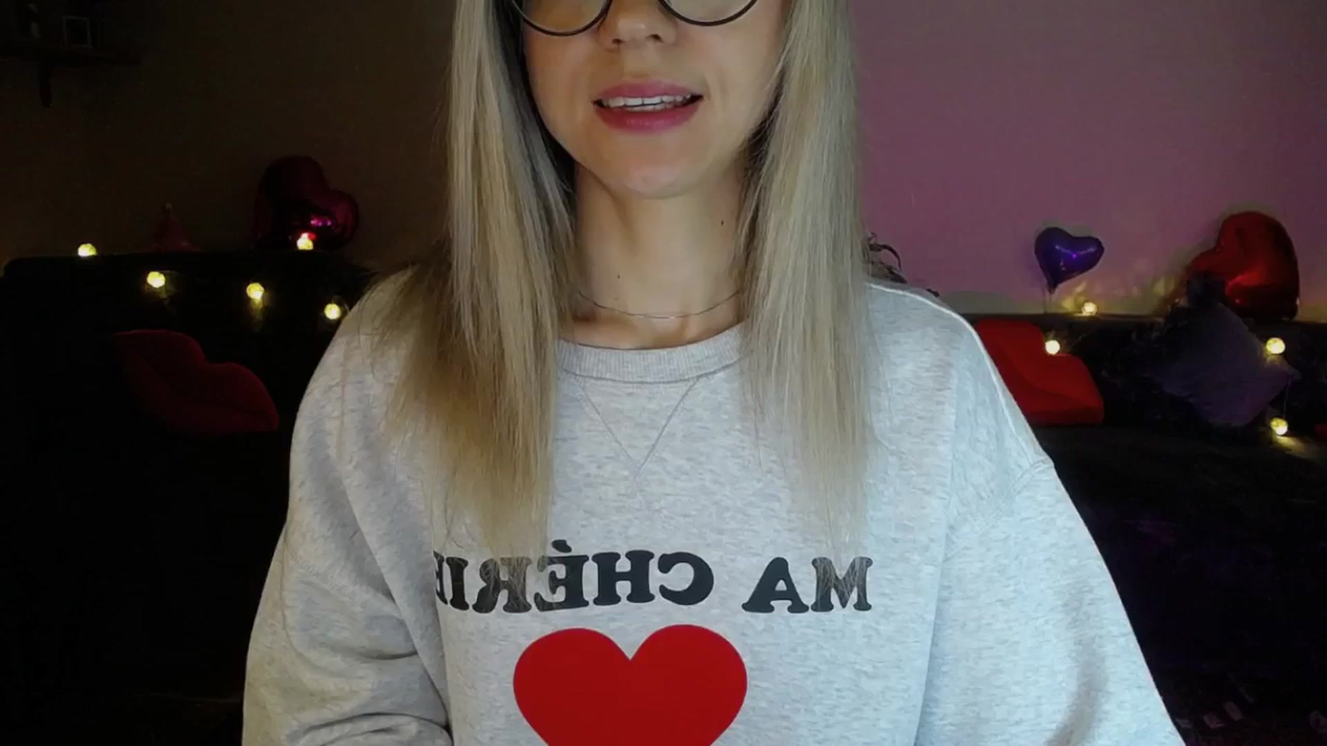 Gallery image thumbnail from Sunshine_alis's myfreecams stream on, 04/16/2025, 19:11 image 12 of 20