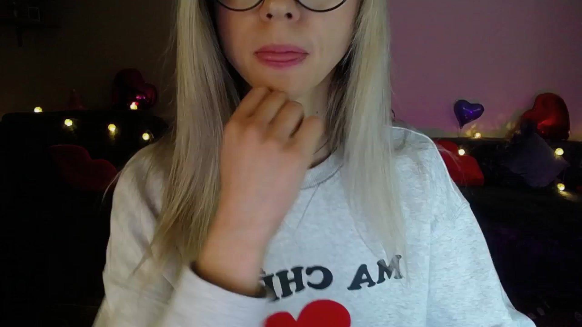 Gallery image thumbnail from Sunshine_alis's myfreecams stream on, 04/16/2025, 19:11 image 2 of 20