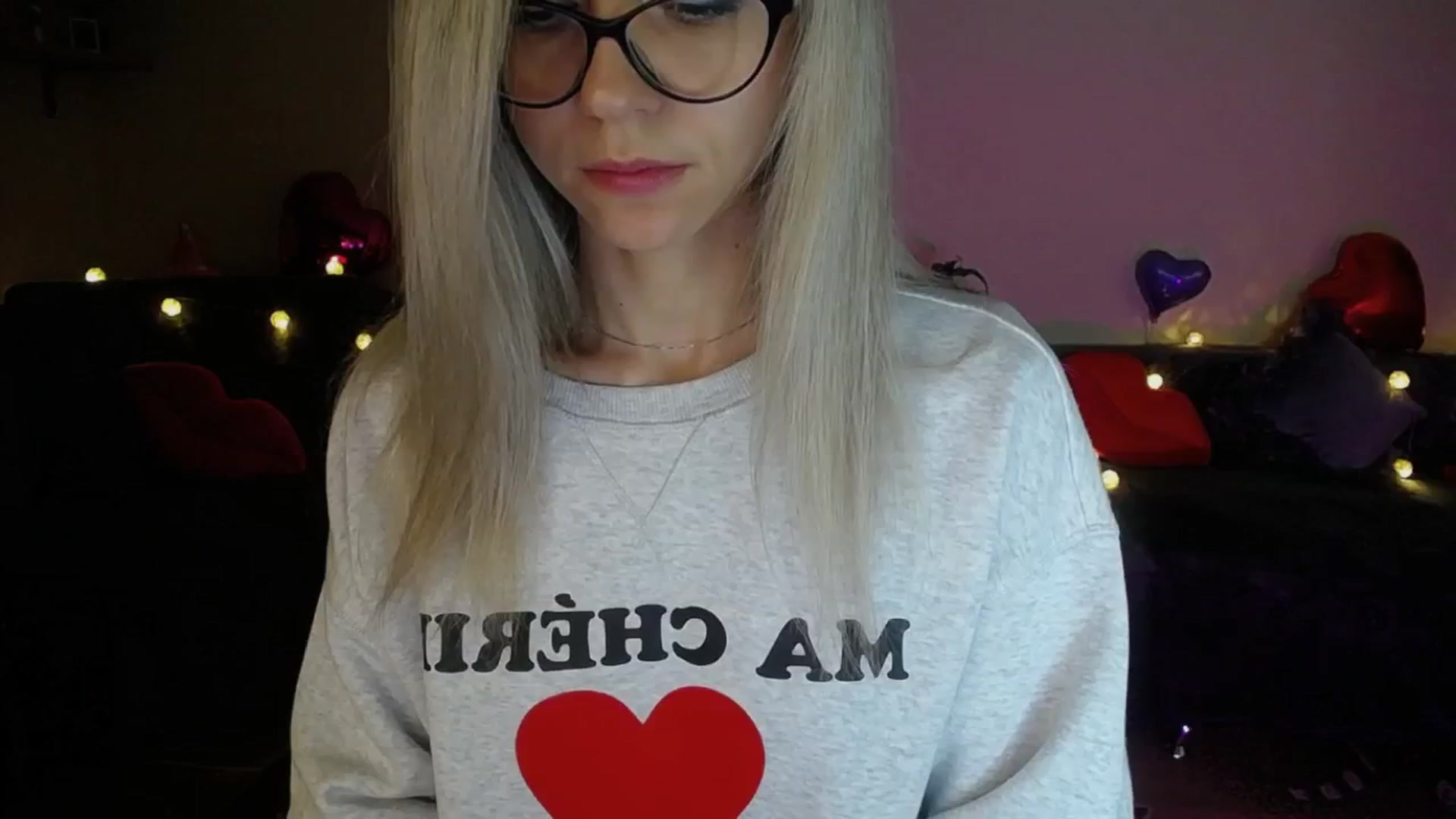 Gallery image thumbnail from Sunshine_alis's myfreecams stream on, 04/16/2025, 19:11 image 4 of 20